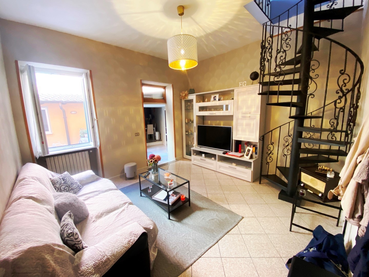 Casa indipendente con giardino in via umberto biancamano 141, La Spezia
