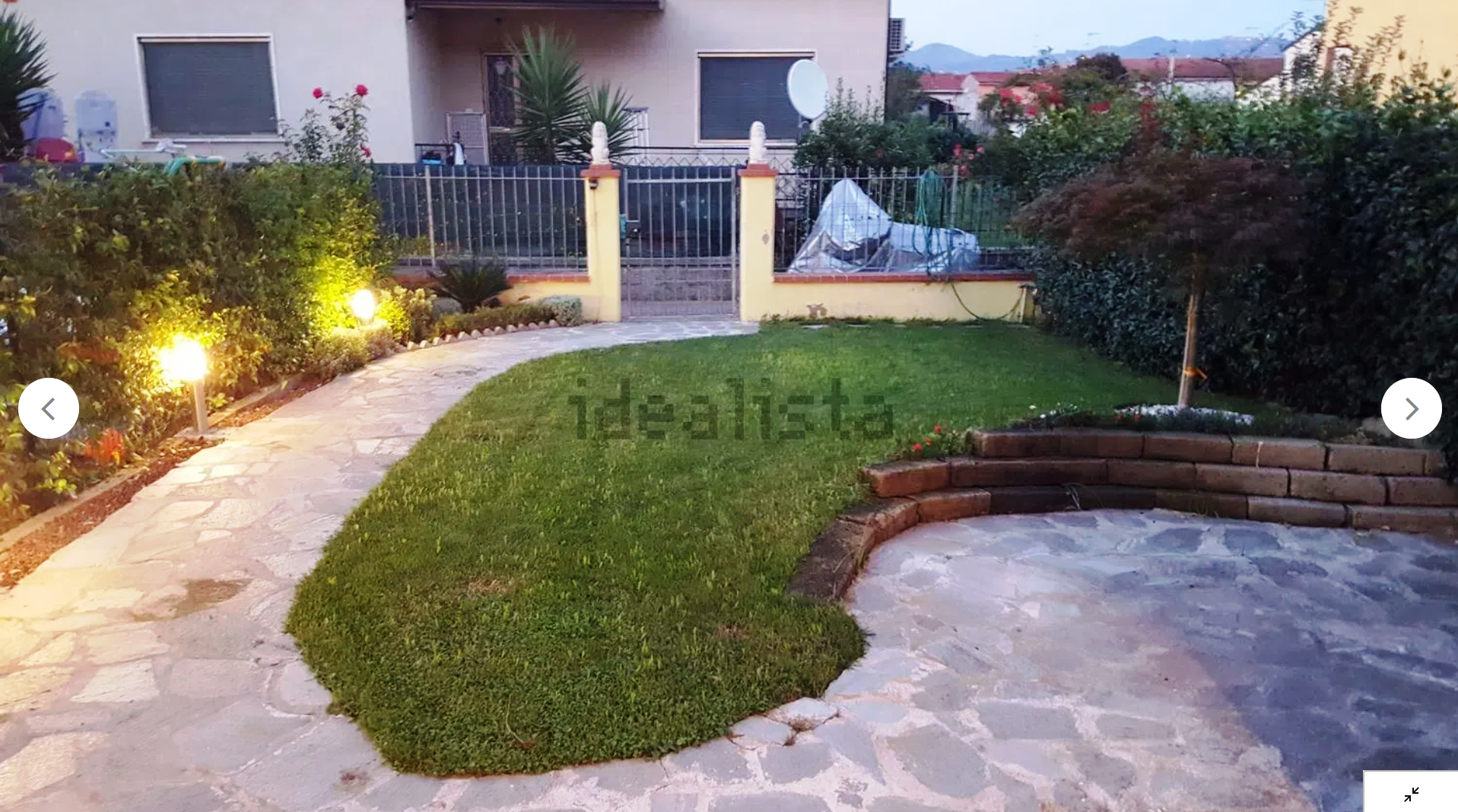Villetta a schiera con giardino in via arnaldo terzi 4, Sarzana