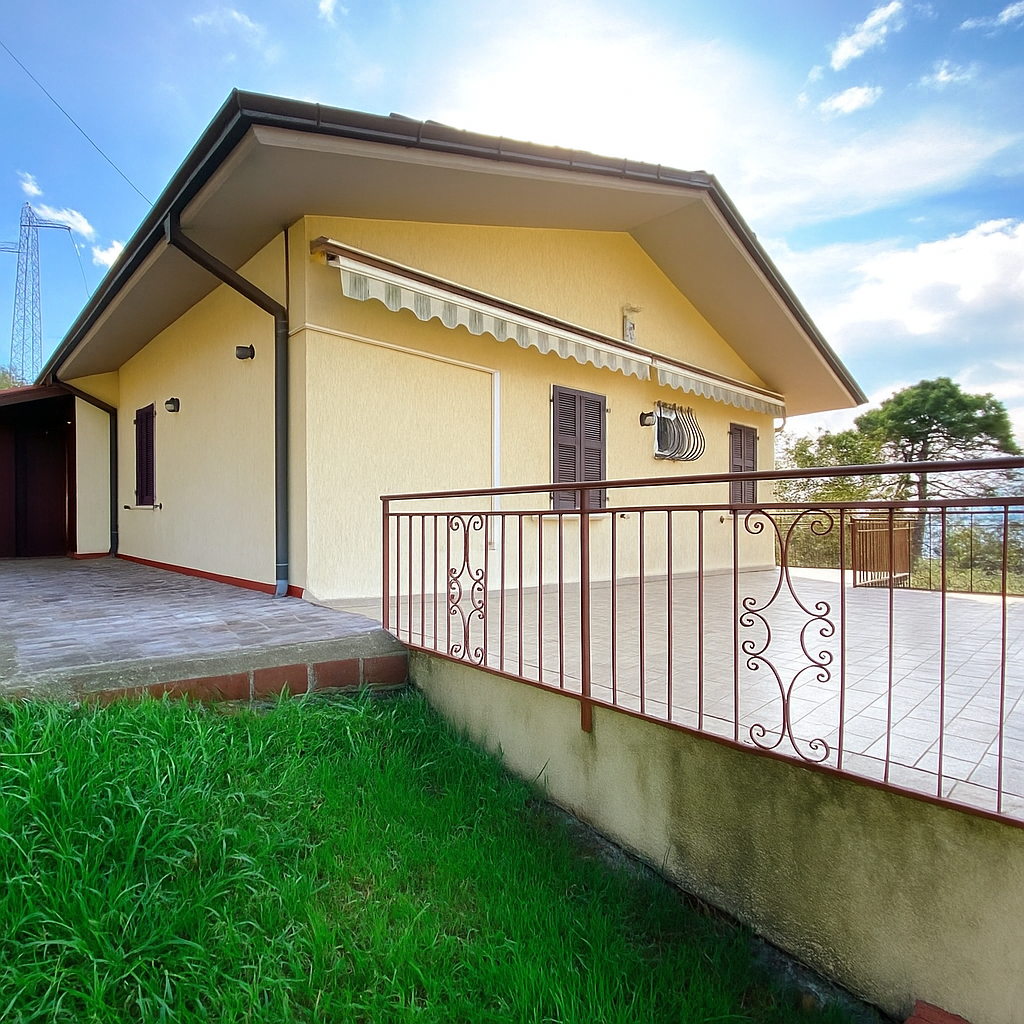 Villa in vendita in via ghigliolo alto 26, Sarzana