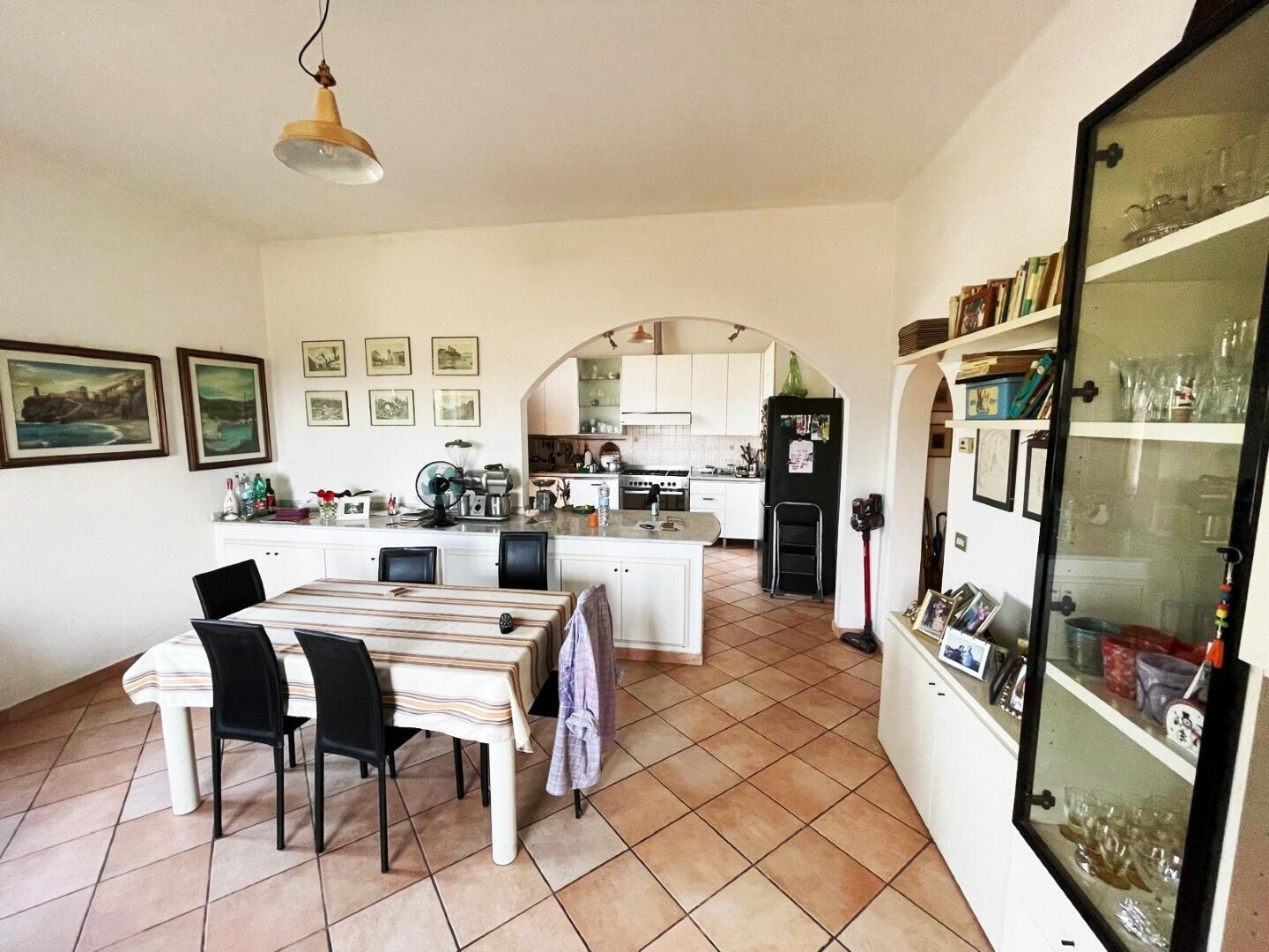 Casa indipendente con giardino in via cerchio 33, Ortonovo
