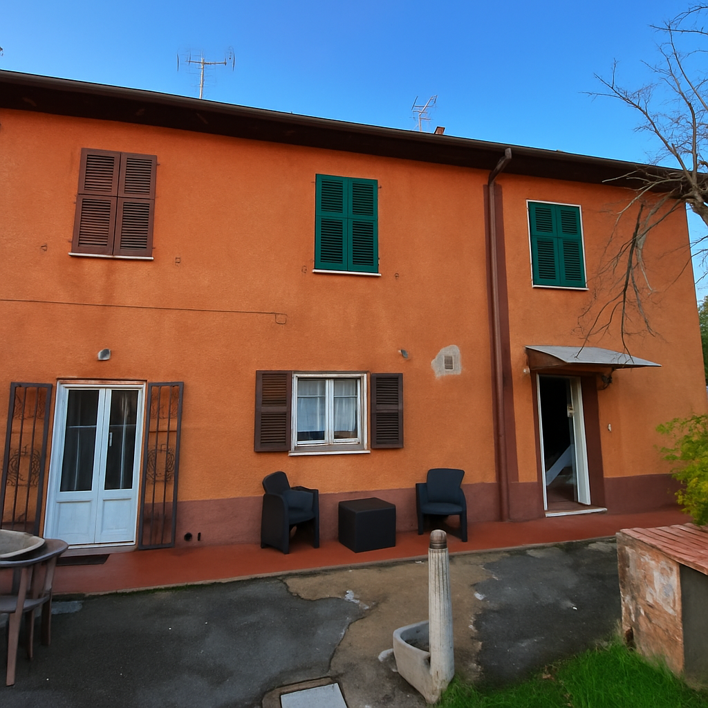 Casa indipendente con giardino in via cisa trav . 4 13, Sarzana