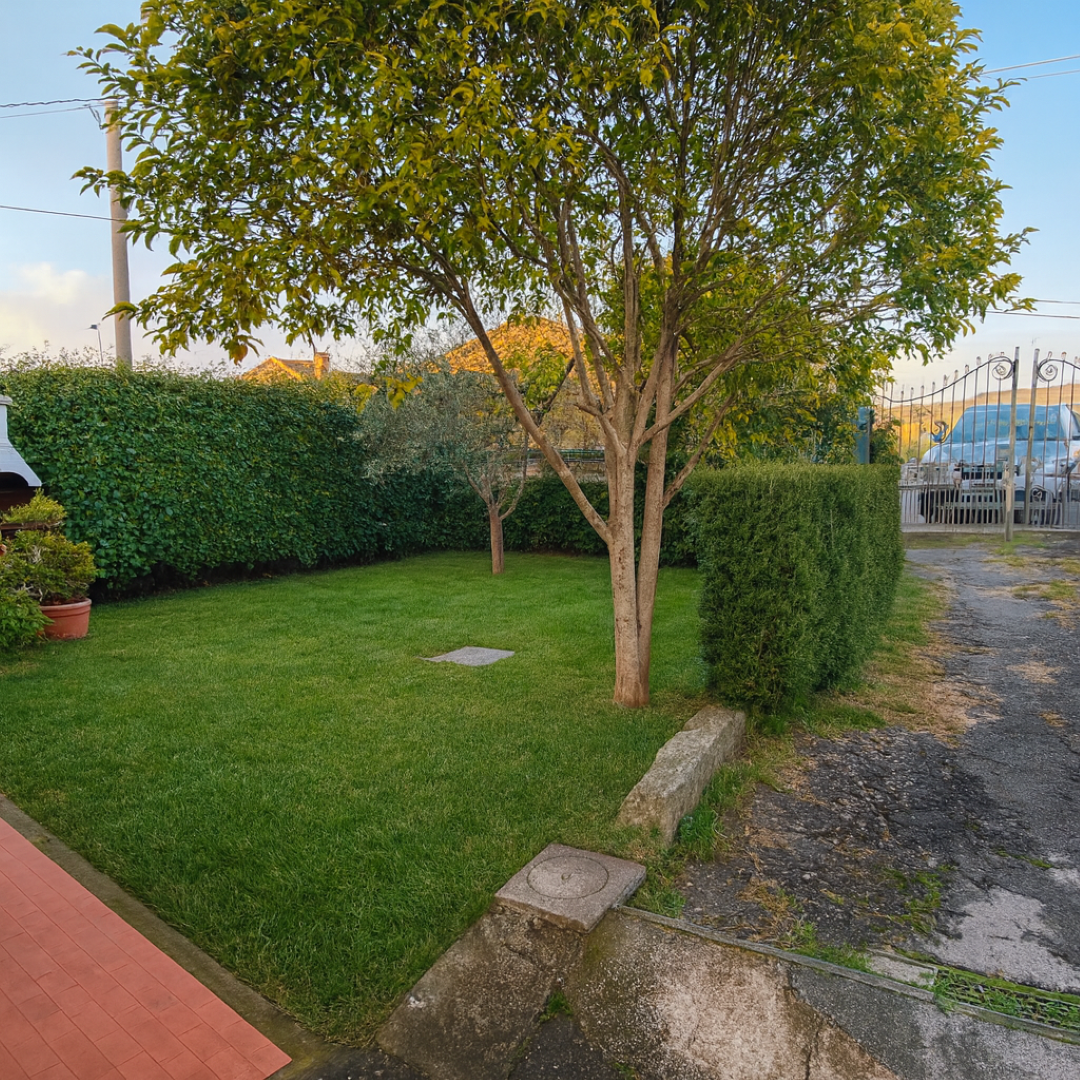 Casa indipendente con giardino in via cisa trav . 4 13, Sarzana