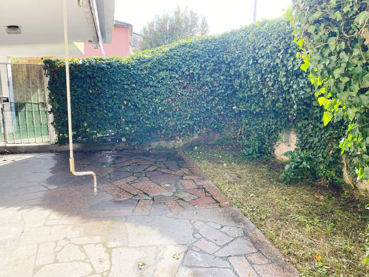 Casa indipendente con giardino in strada statale 1 189, Castelnuovo Magra