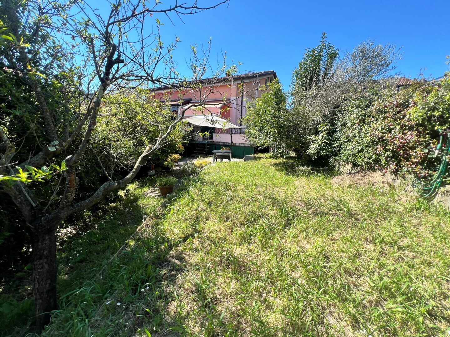 Casa indipendente con giardino in via morucciola 22, Arcola