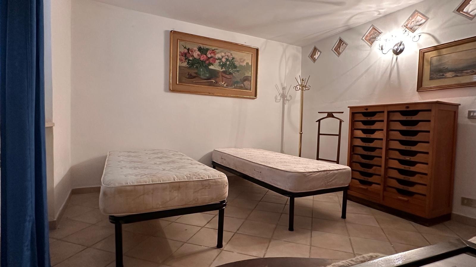 Casa indipendente in affitto in via madonnina 55, Ortonovo