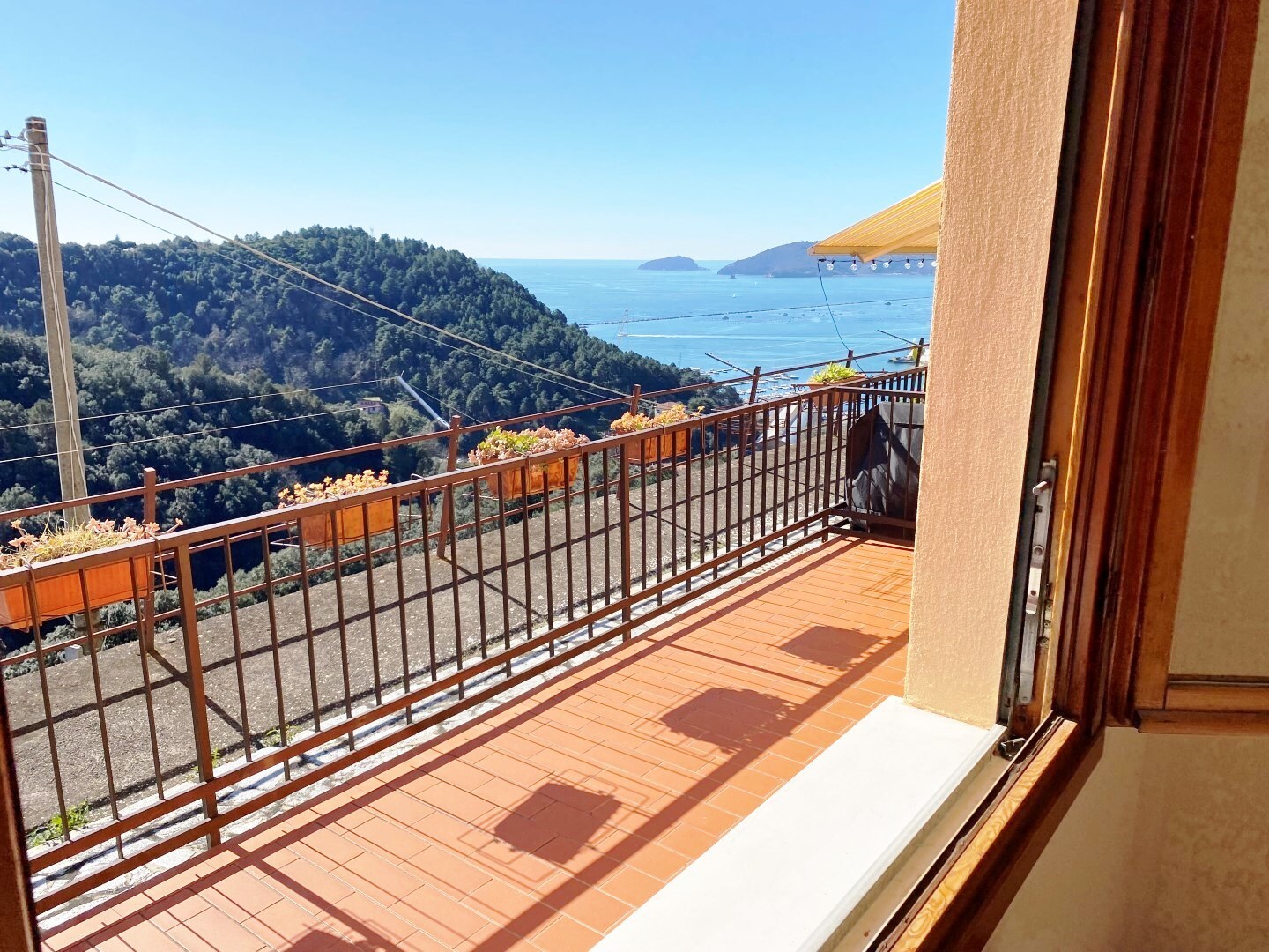 Villetta a schiera vista mare in via monti amoli 4c, La Spezia