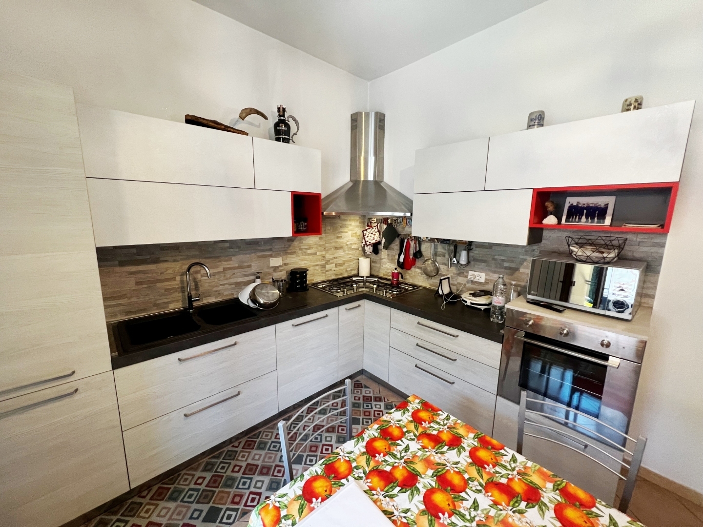 Casa indipendente con terrazzo in via ii traversale 26, Vezzano Ligure