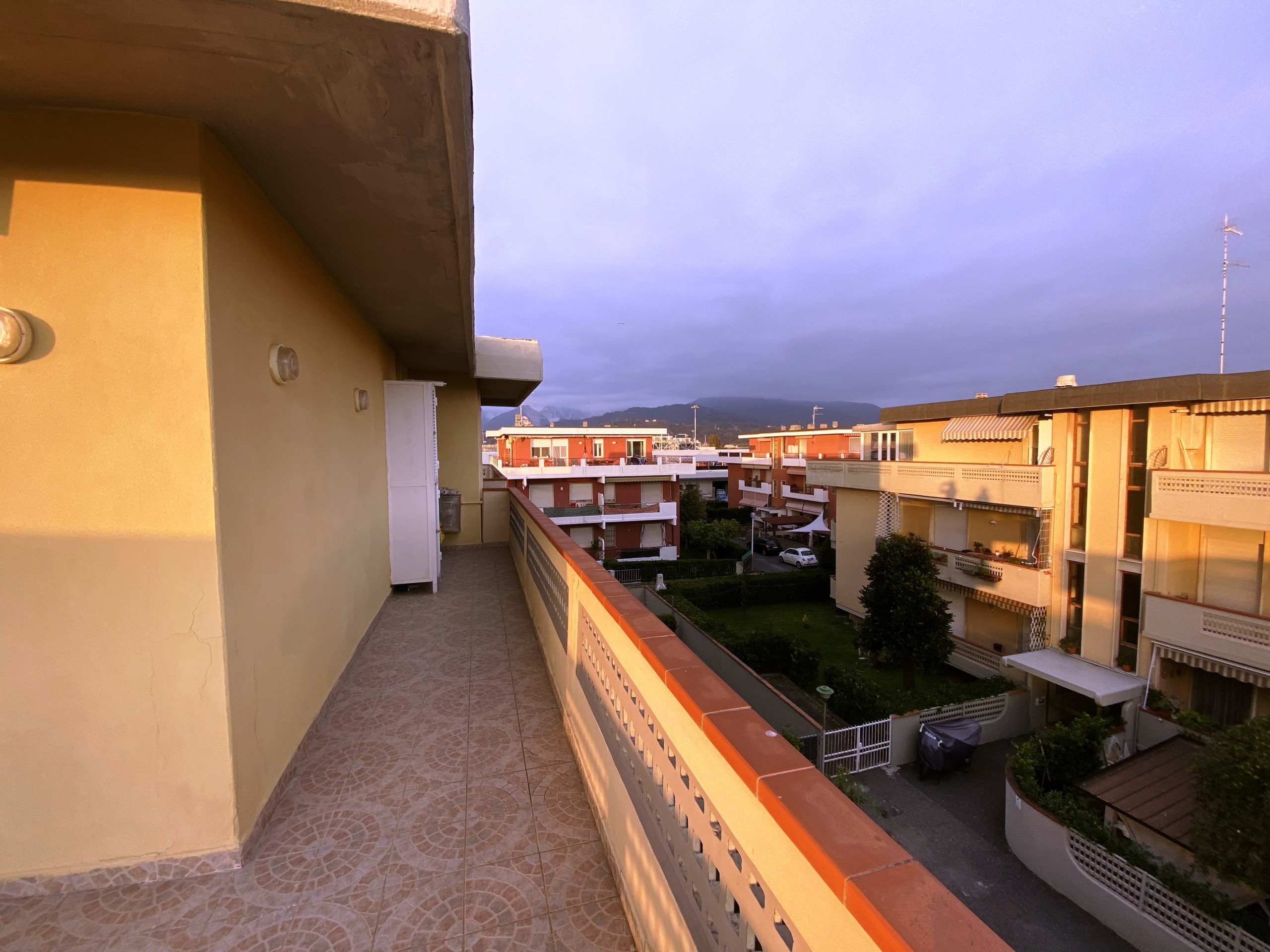 Attico vista mare in via delle pinete 87, Carrara