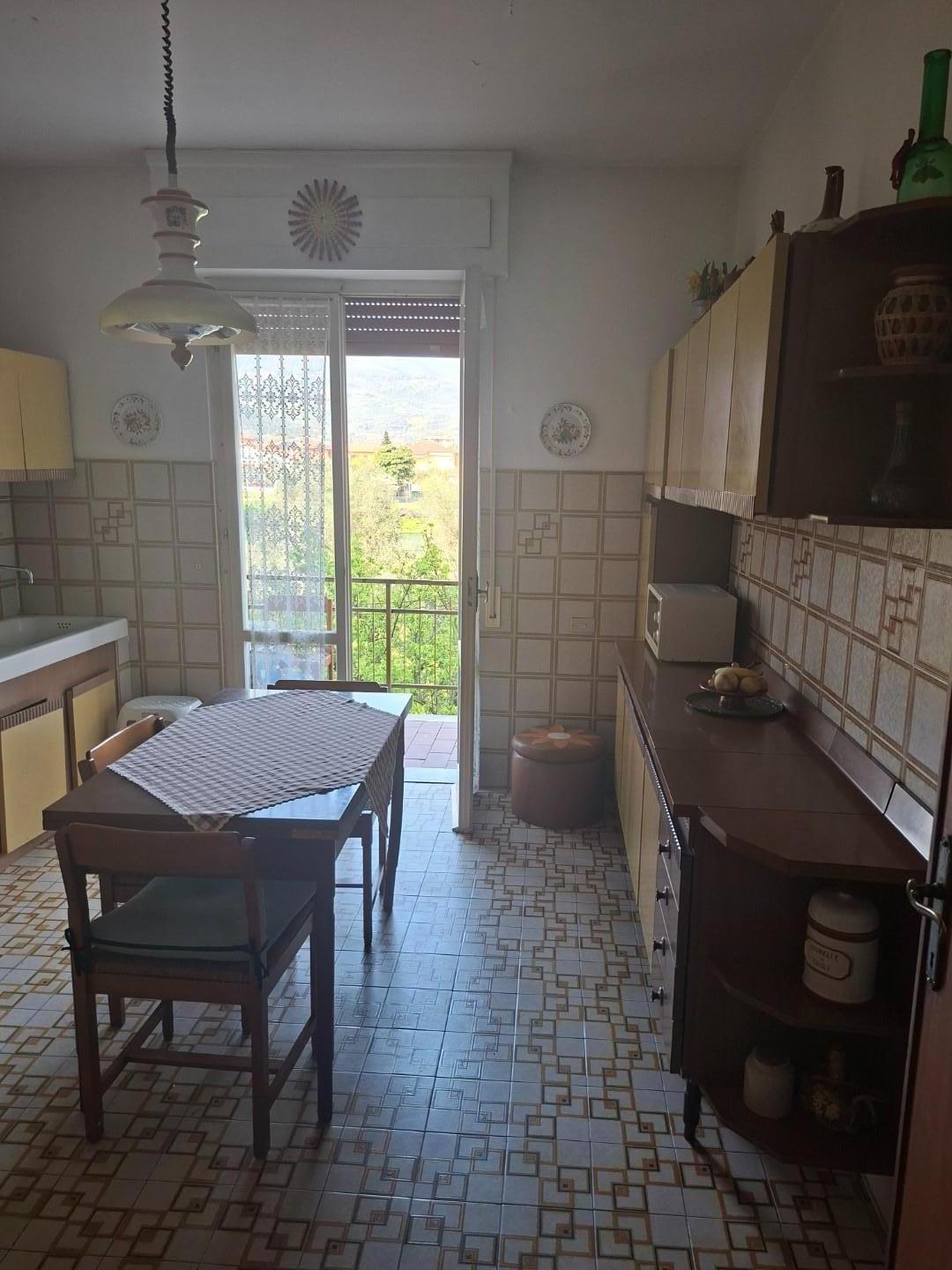 Quadrilocale in vendita, Ortonovo dogana