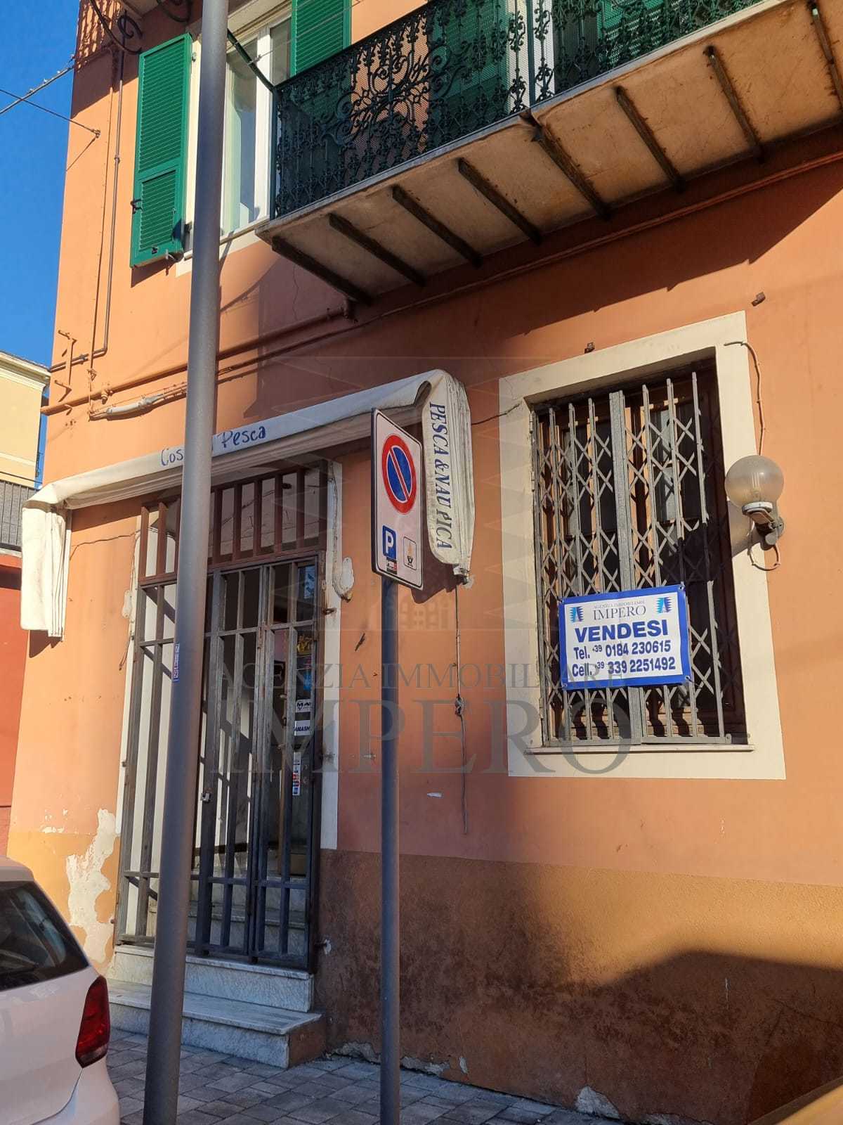Locale commerciale in vendita in via trossarelli 5, Ventimiglia