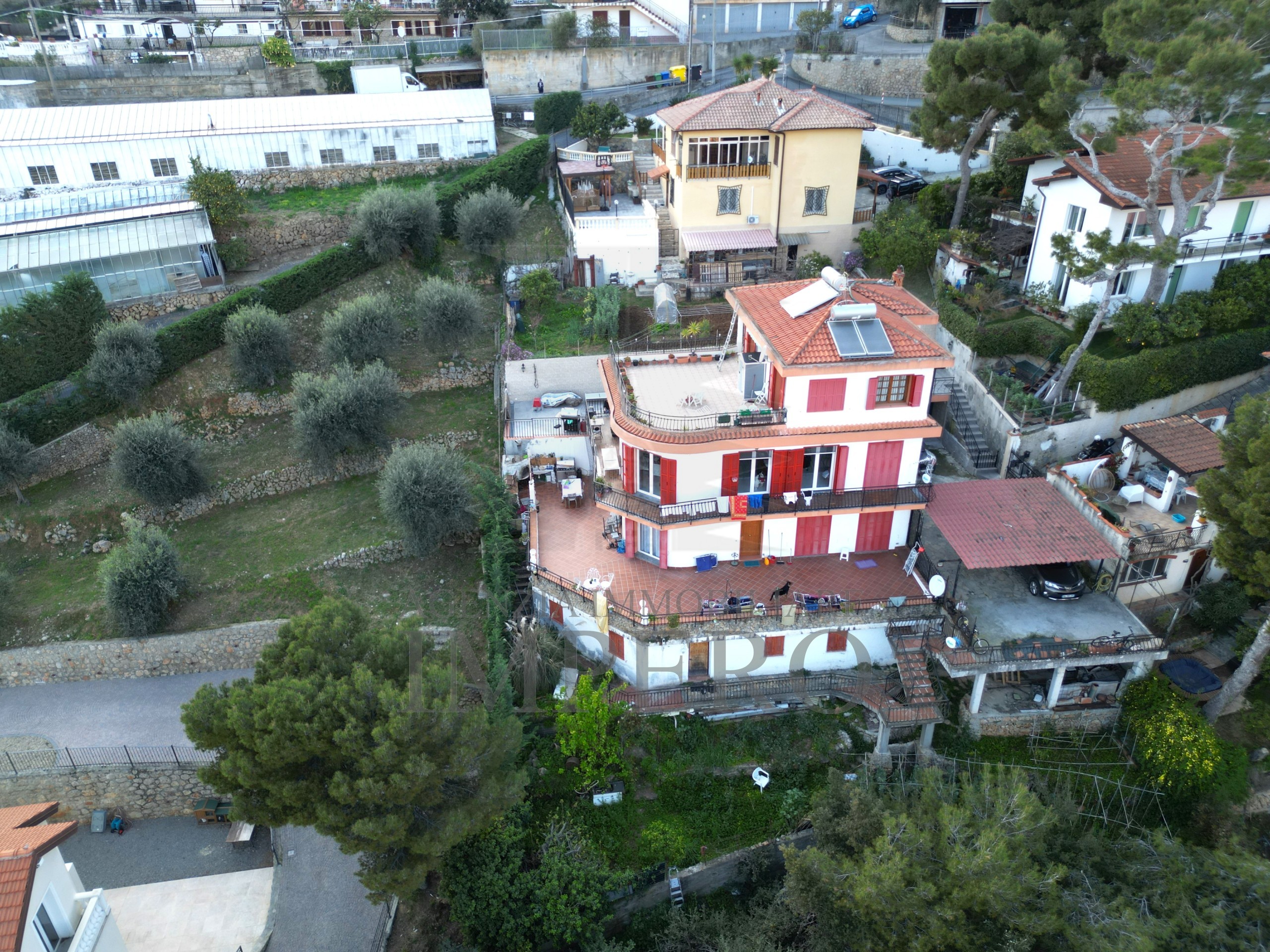 Casa indipendente con terrazzo in via garian, Ventimiglia