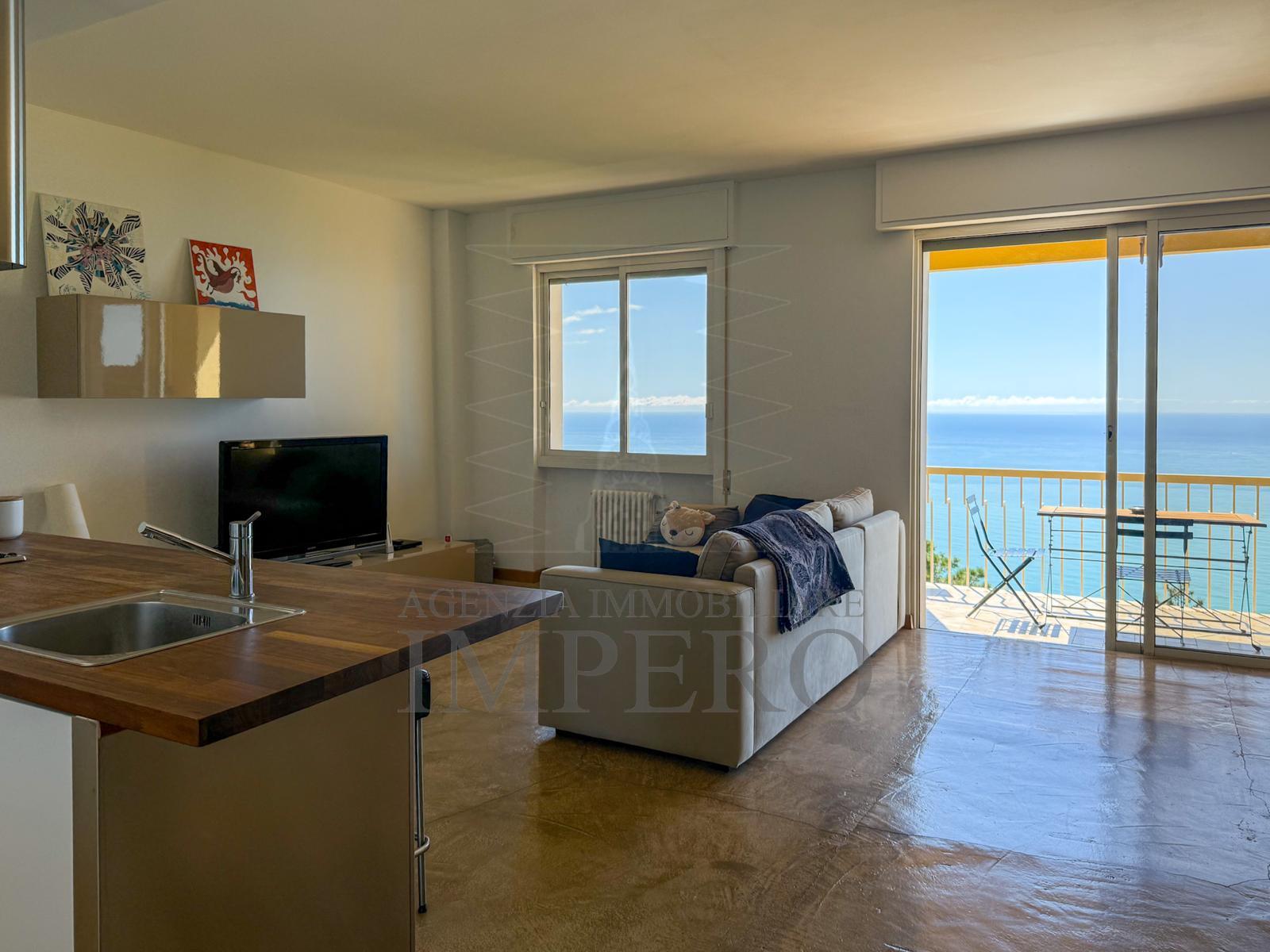 Appartamento vista mare in via alpe summa 58, Ventimiglia