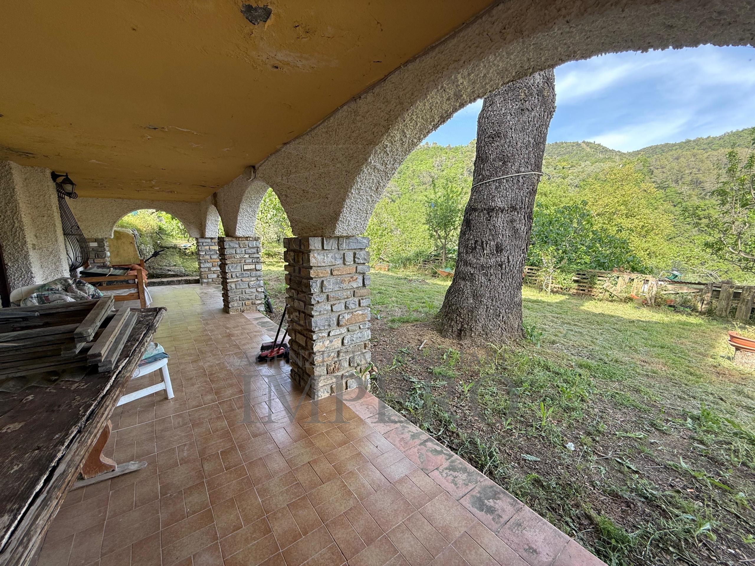Casa indipendente con giardino in localit pian del soglio, Apricale