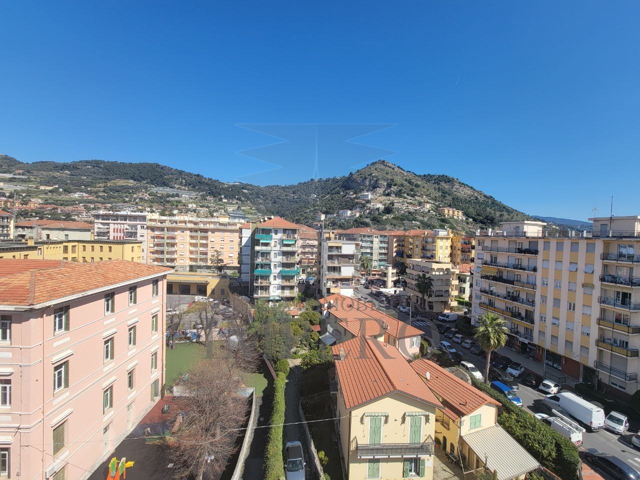 Attico in vendita in via vittorio veneto 10, Ventimiglia