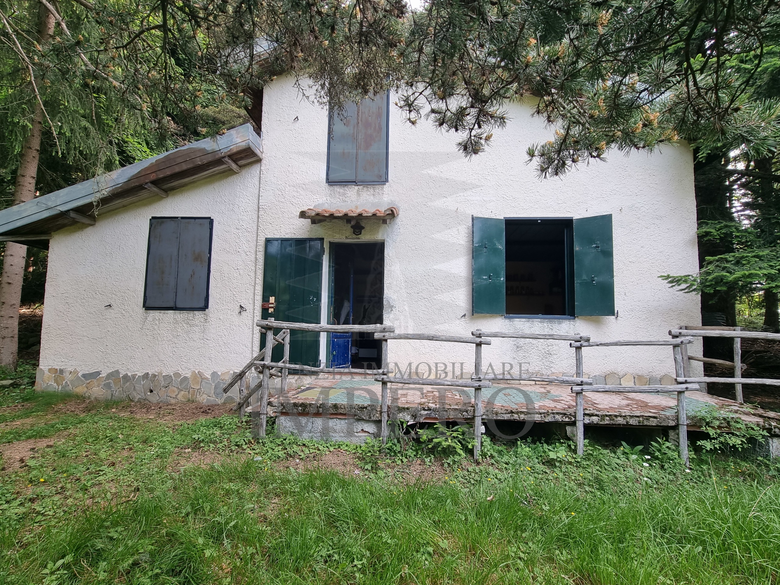 Casa indipendente con giardino in alta via dei monti liguri 11, Rocchetta Nervina