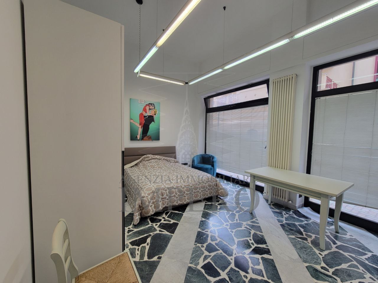 Trilocale con terrazzo in via vittorio veneto 13, Bordighera