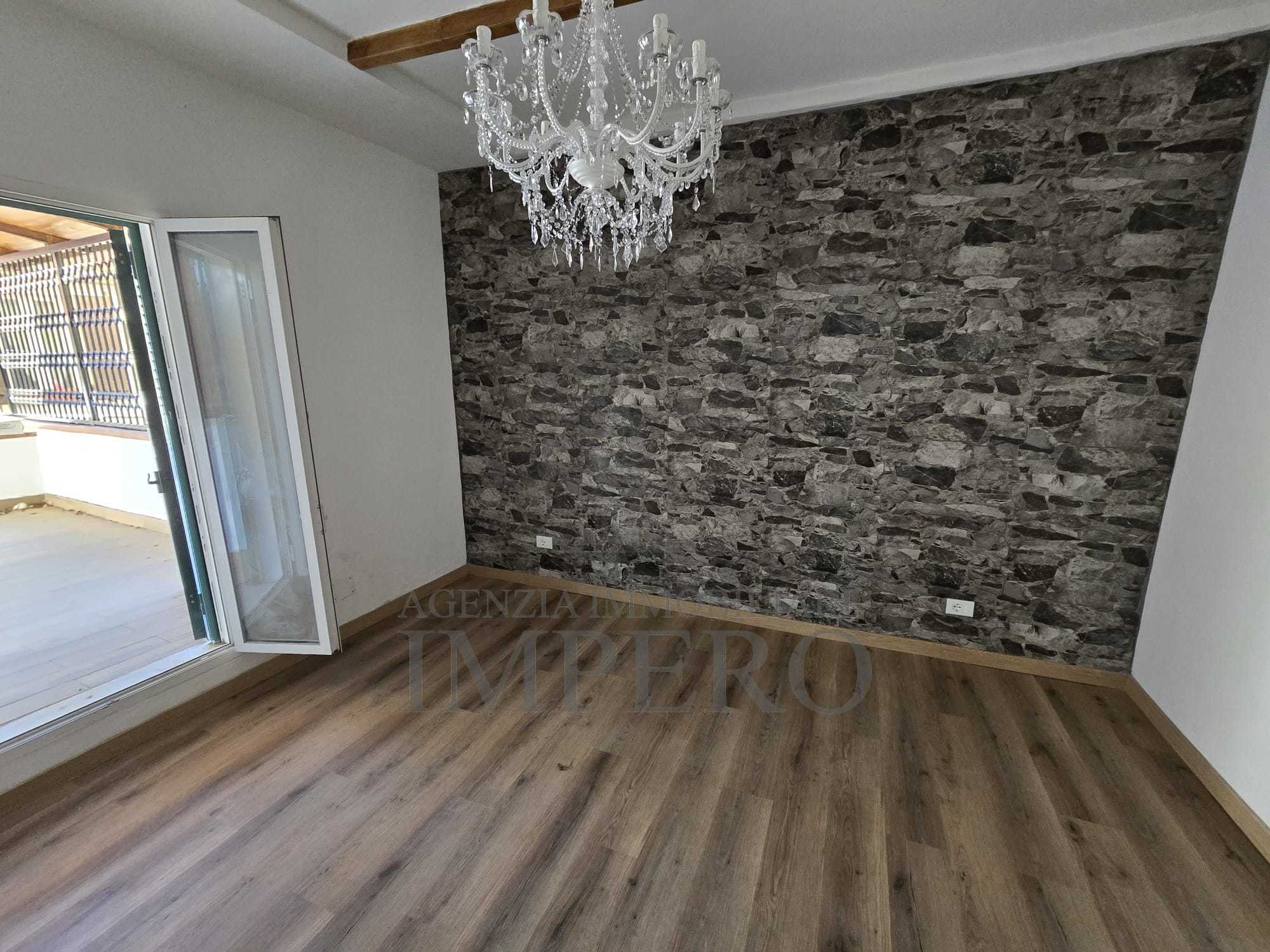 Appartamento con terrazzo in salita rivai 5, Ventimiglia