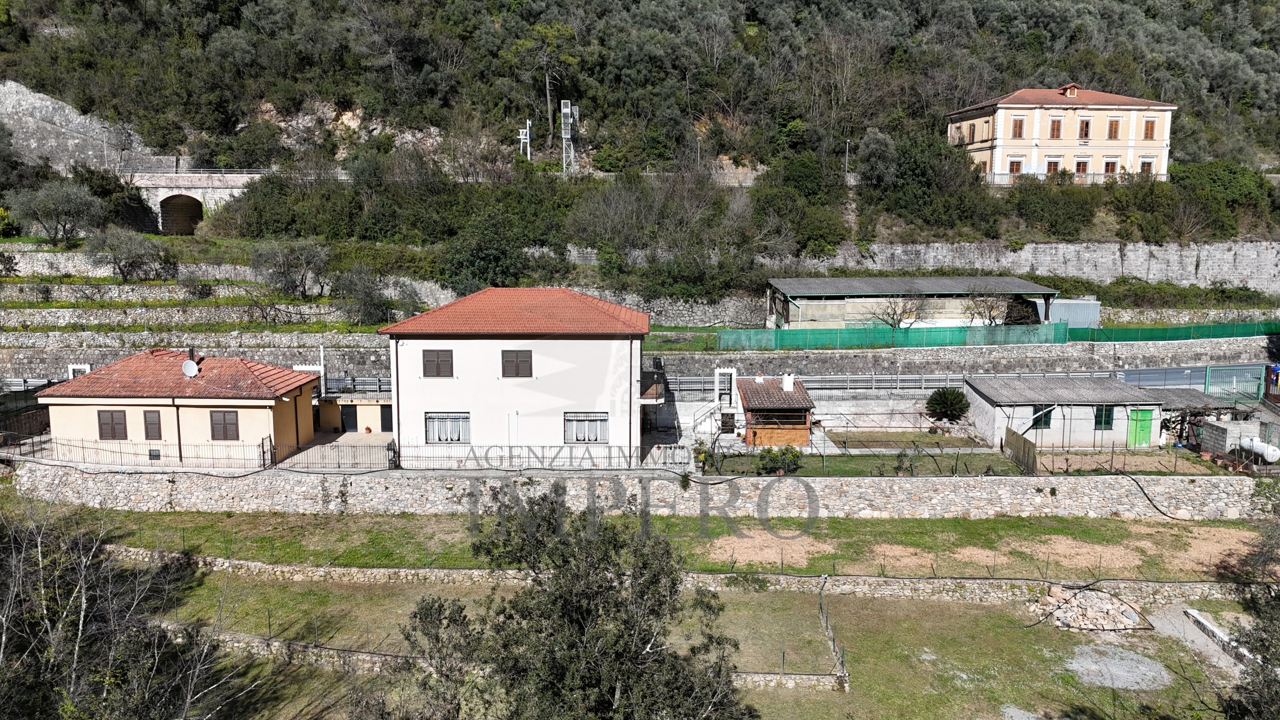 Casa indipendente con giardino in via nazionale 8, Airole