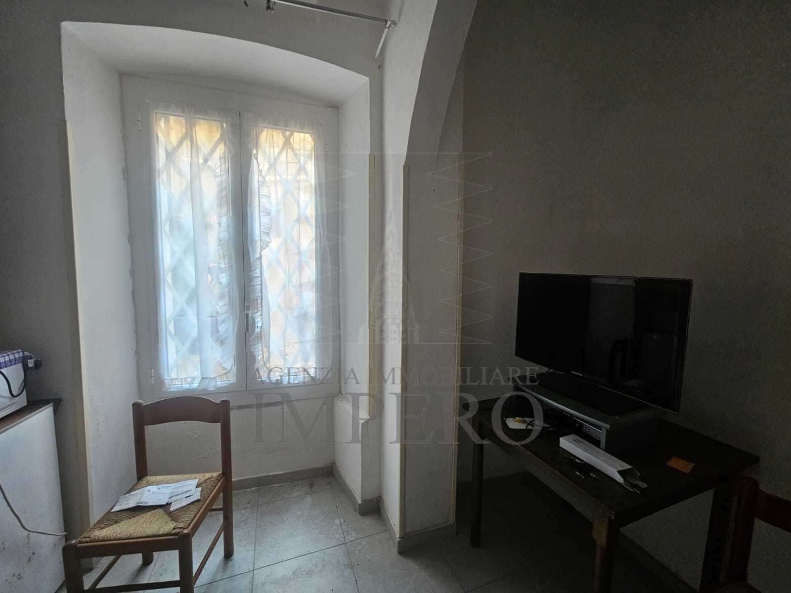 Monolocale da ristrutturare in via giuseppe garibaldi 9, Ventimiglia