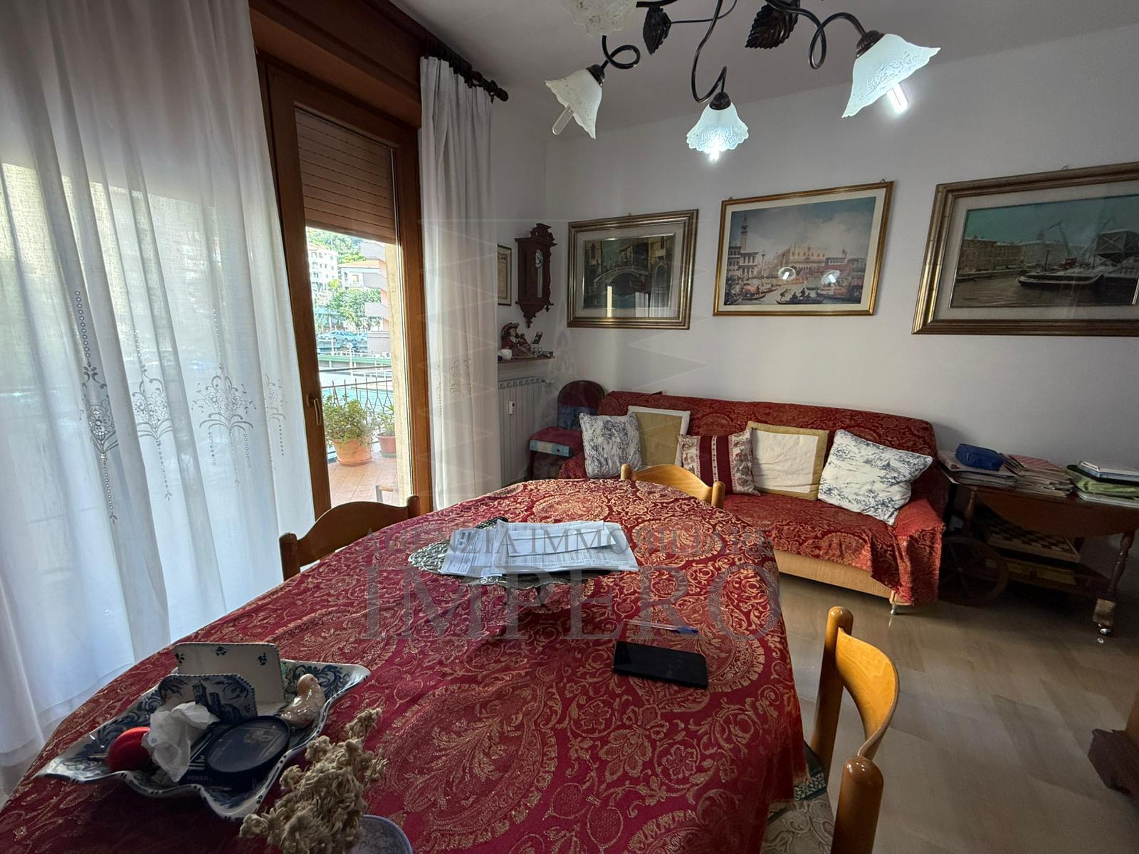 Appartamento con terrazzo in via san secondo 1, Ventimiglia