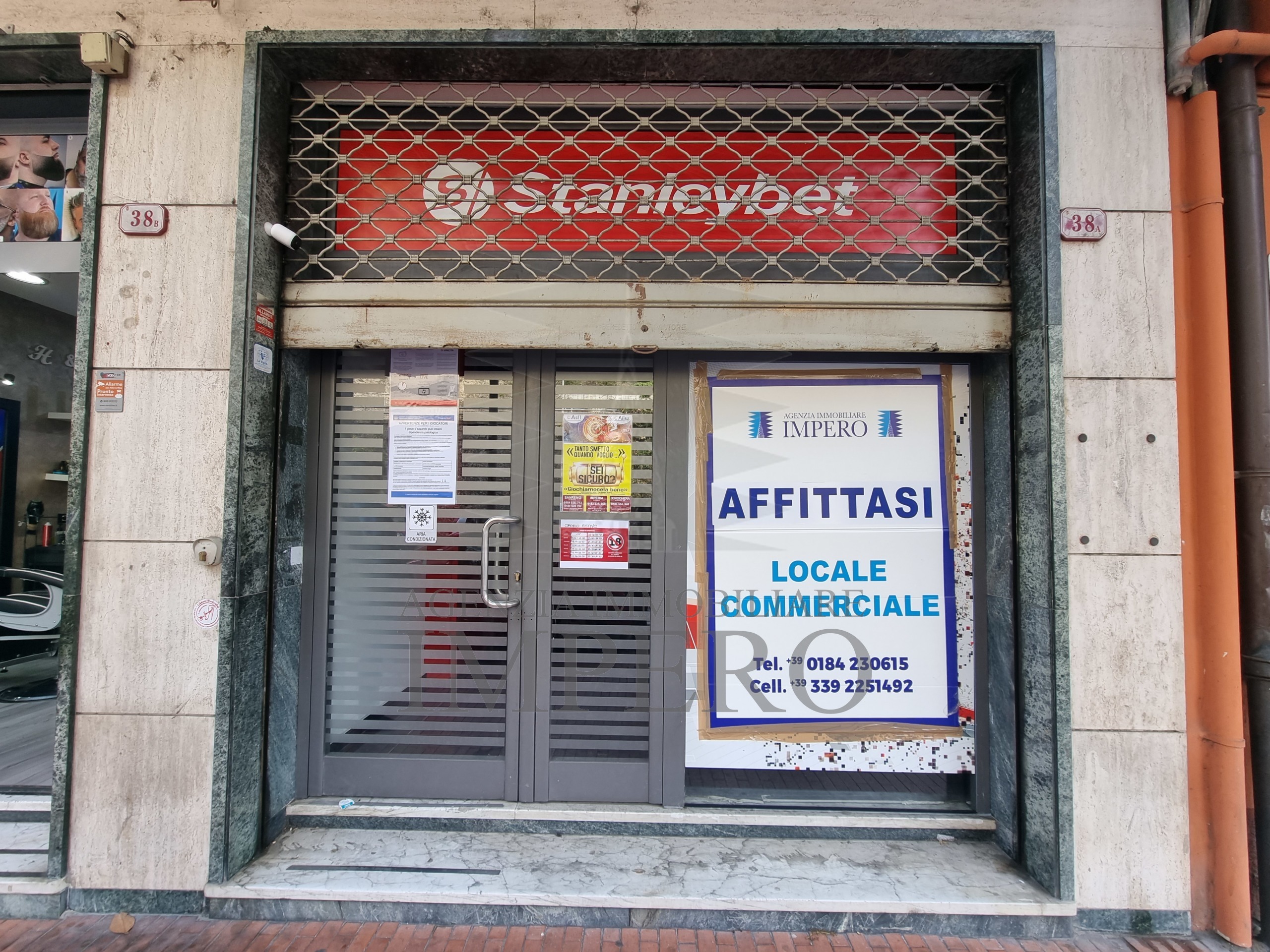 Locale commerciale in affitto in corso genova 38, Ventimiglia