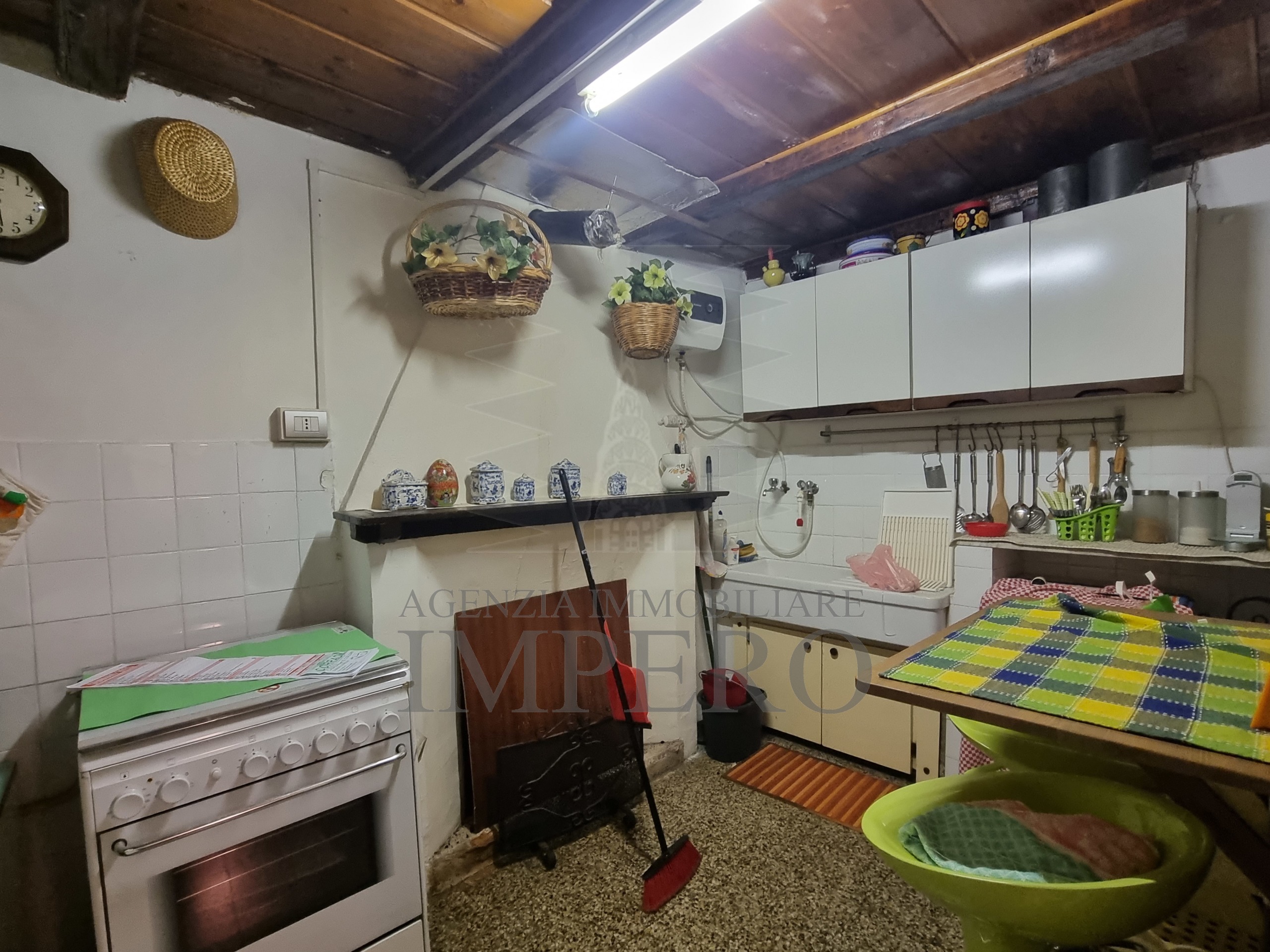 Appartamento da ristrutturare in via ponte 6, Pigna