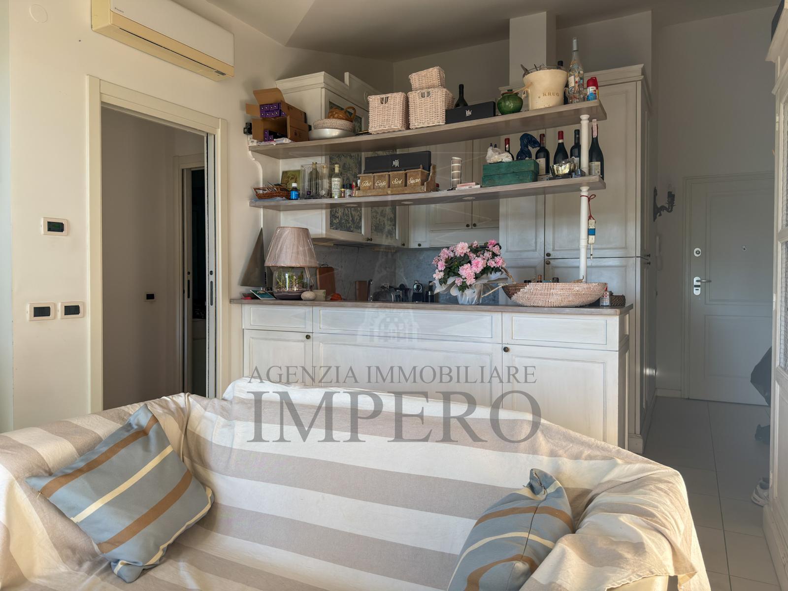 Trilocale con box doppio in via lodovico winter 5, Bordighera