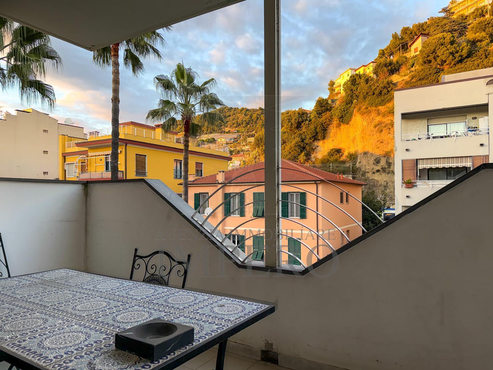 Bilocale con terrazzo in via sottoconvento 51, Ventimiglia