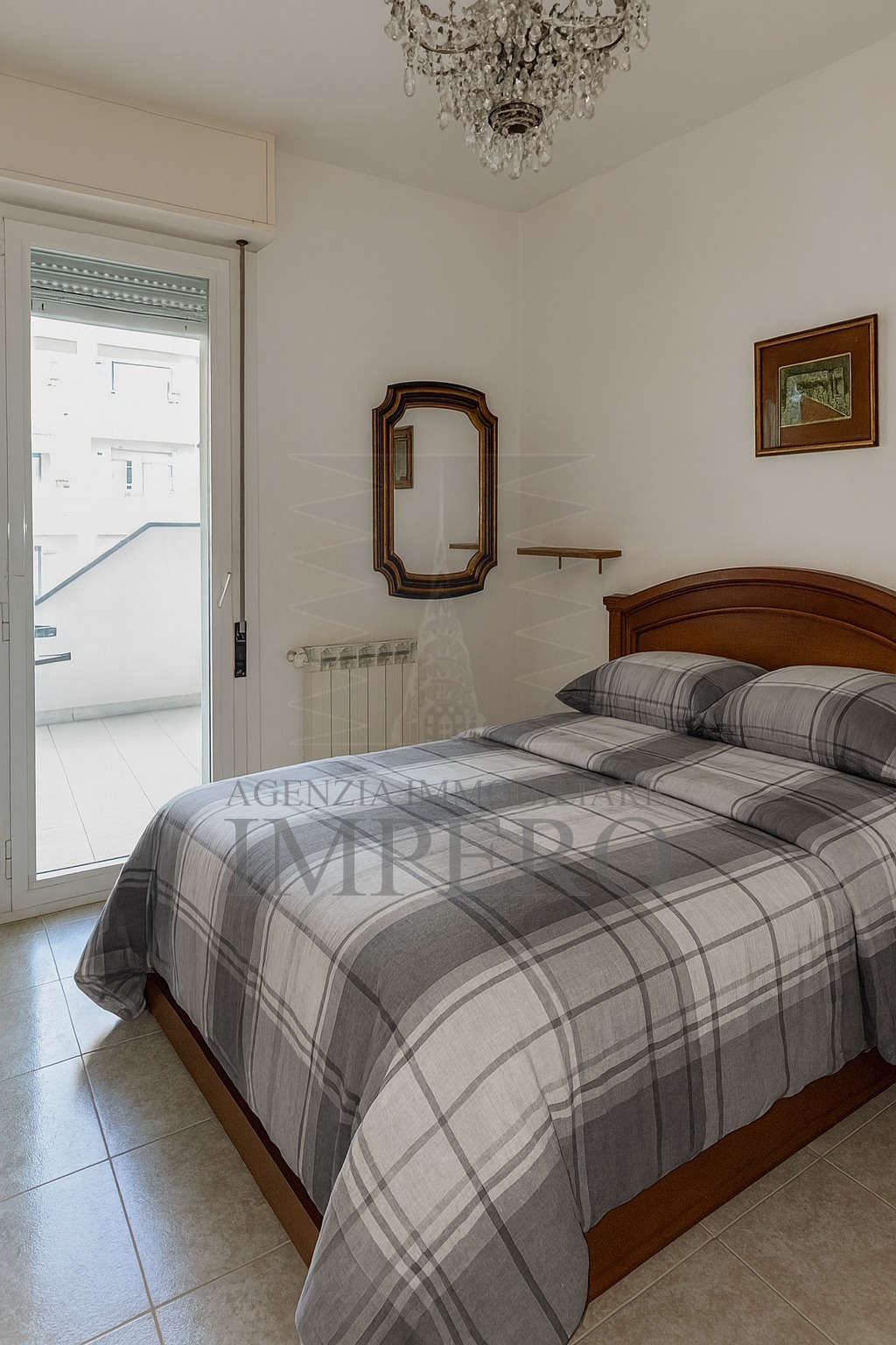 Bilocale con terrazzo in via sottoconvento 51, Ventimiglia