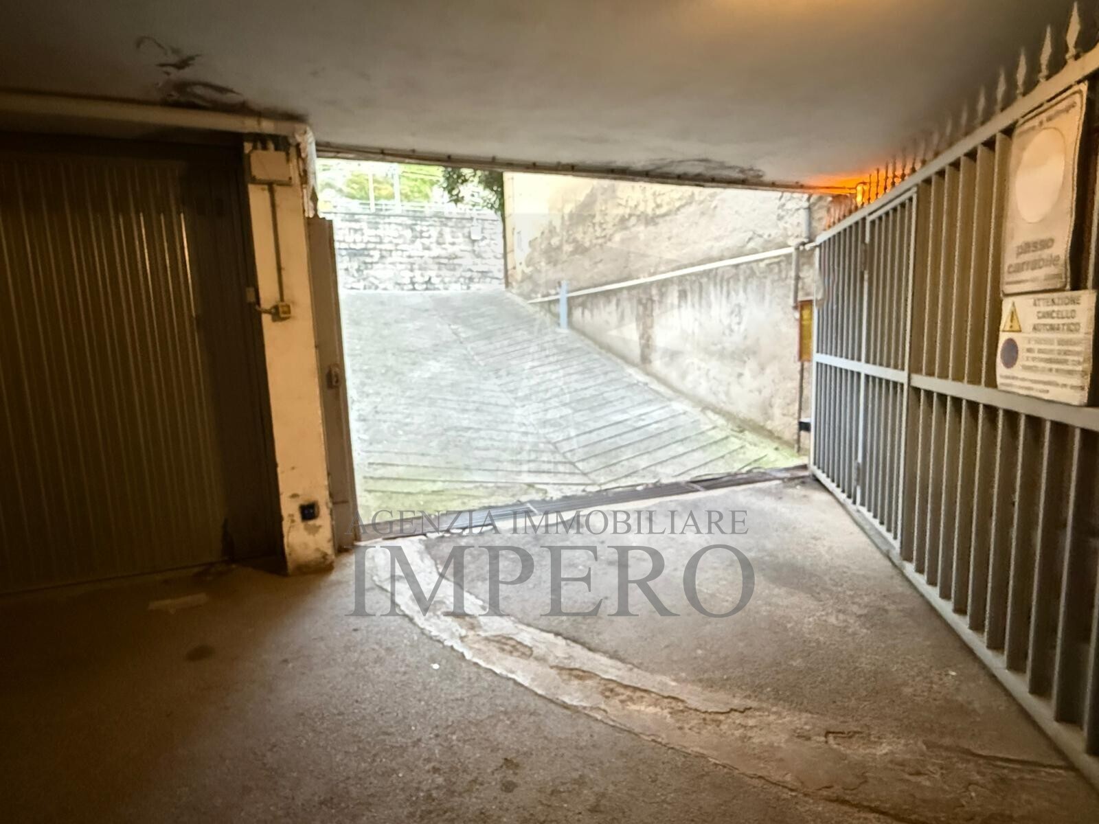 Box/Garage 17mq in vendita in corso genova 50, Ventimiglia