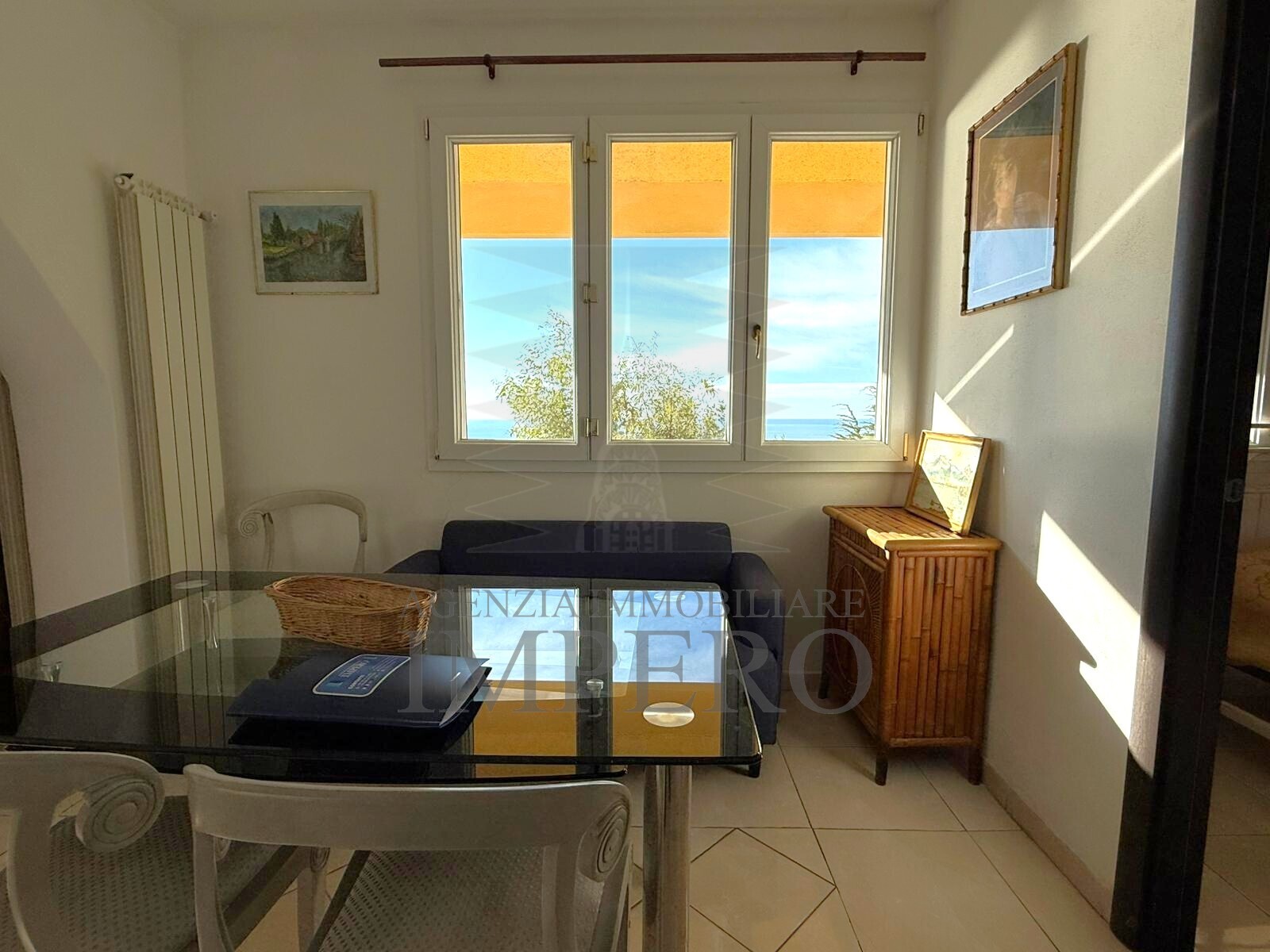 Bilocale vista mare in via alpe summa 5, Ventimiglia