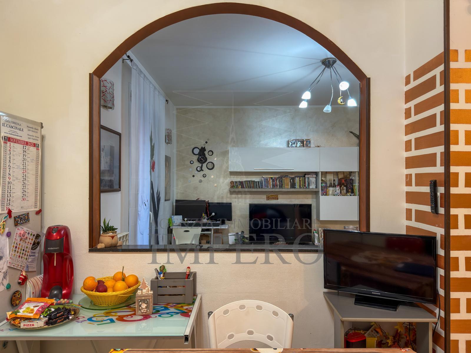 Trilocale con terrazzo in via giuseppe verdi 62, Camporosso