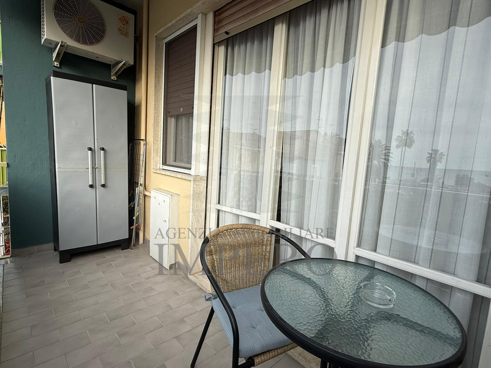 Bilocale con terrazzo in vico pescatori 1, Ventimiglia