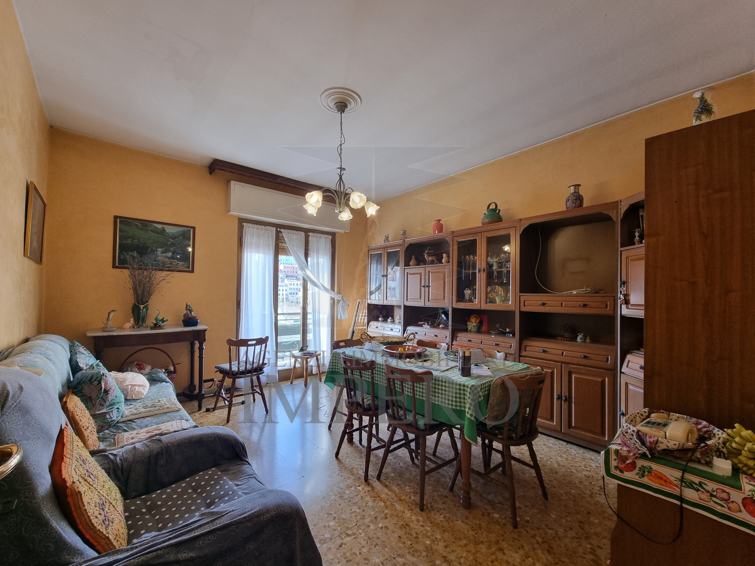 Quadrilocale da ristrutturare in via aprosio 6c, Ventimiglia