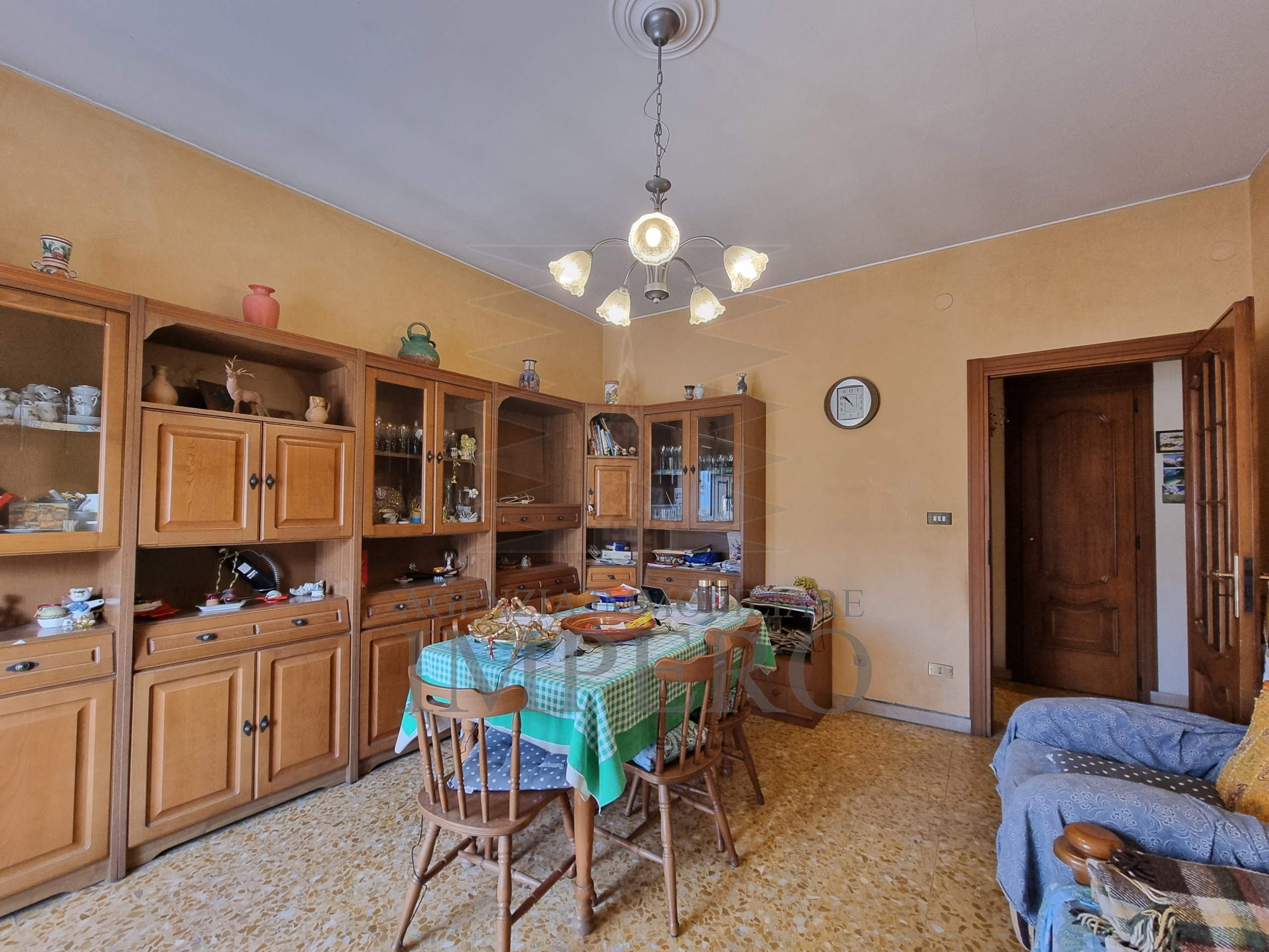 Quadrilocale da ristrutturare in via aprosio 6c, Ventimiglia