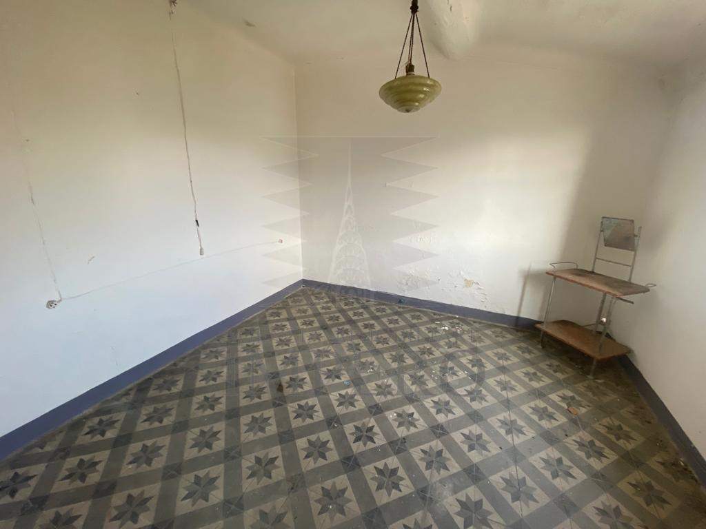 Casa indipendente da ristrutturare in via delle otto case 199, Ventimiglia