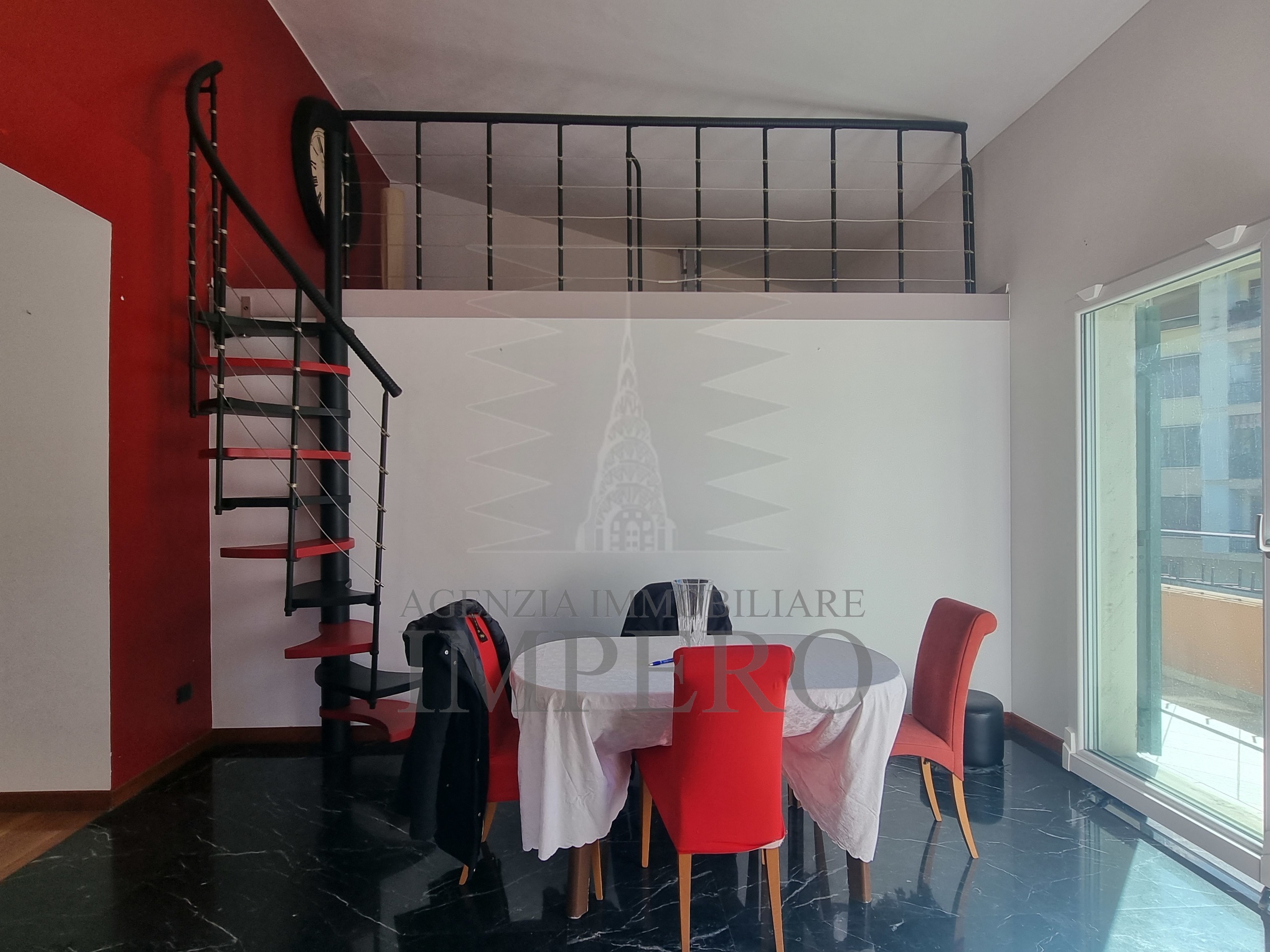 Attico con terrazzo in corso genova 78, Ventimiglia