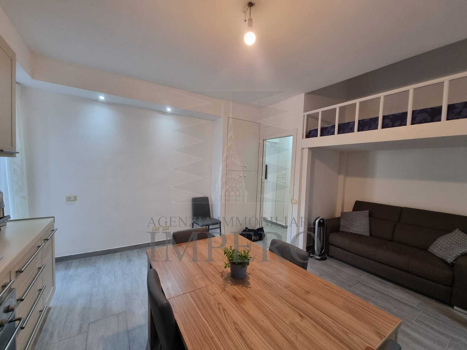 Casa indipendente ristrutturata in via xxv aprile 12, Vallecrosia