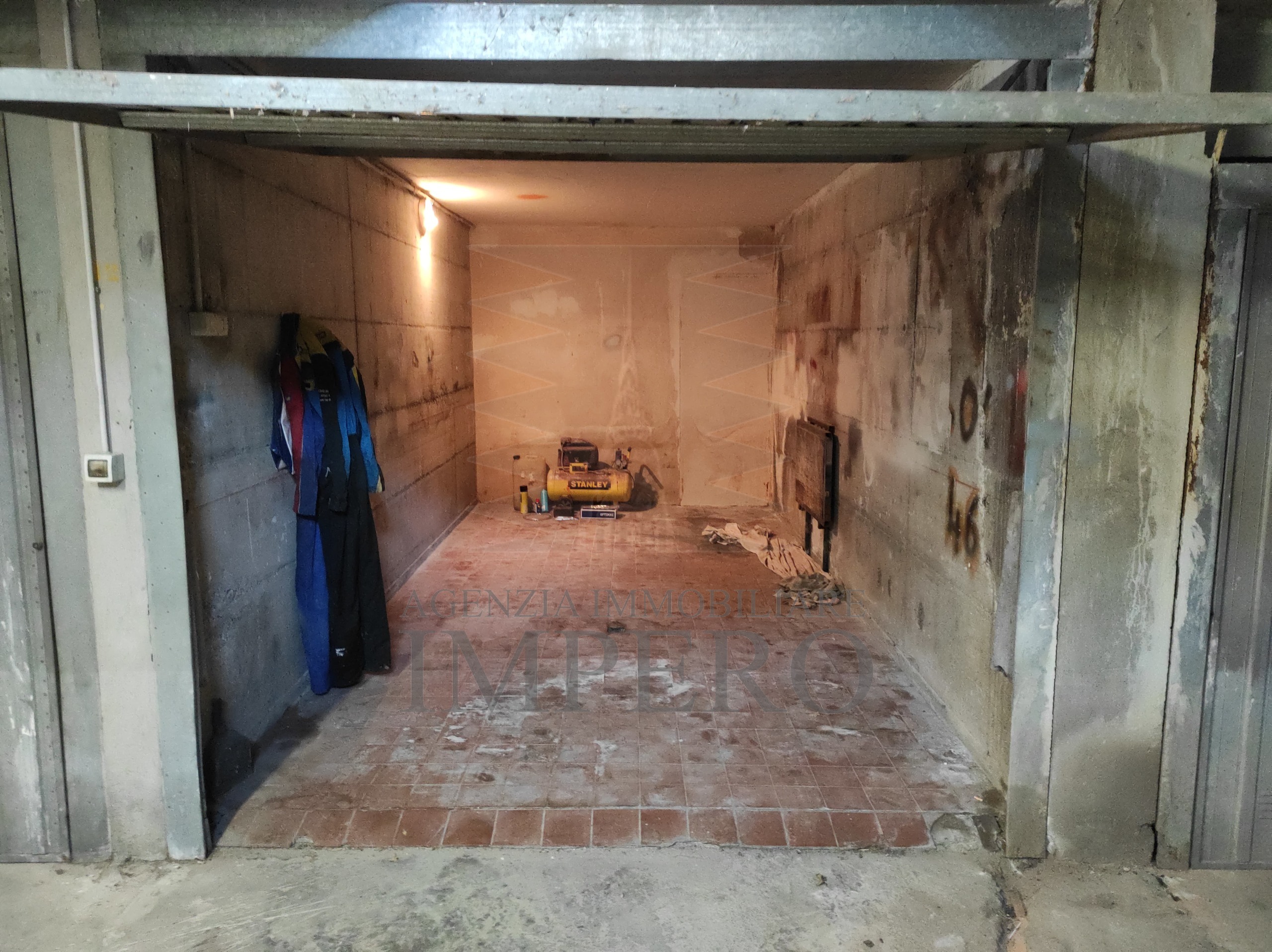 Posto auto coperto in vendita in corso limone piemonte 112, Ventimiglia