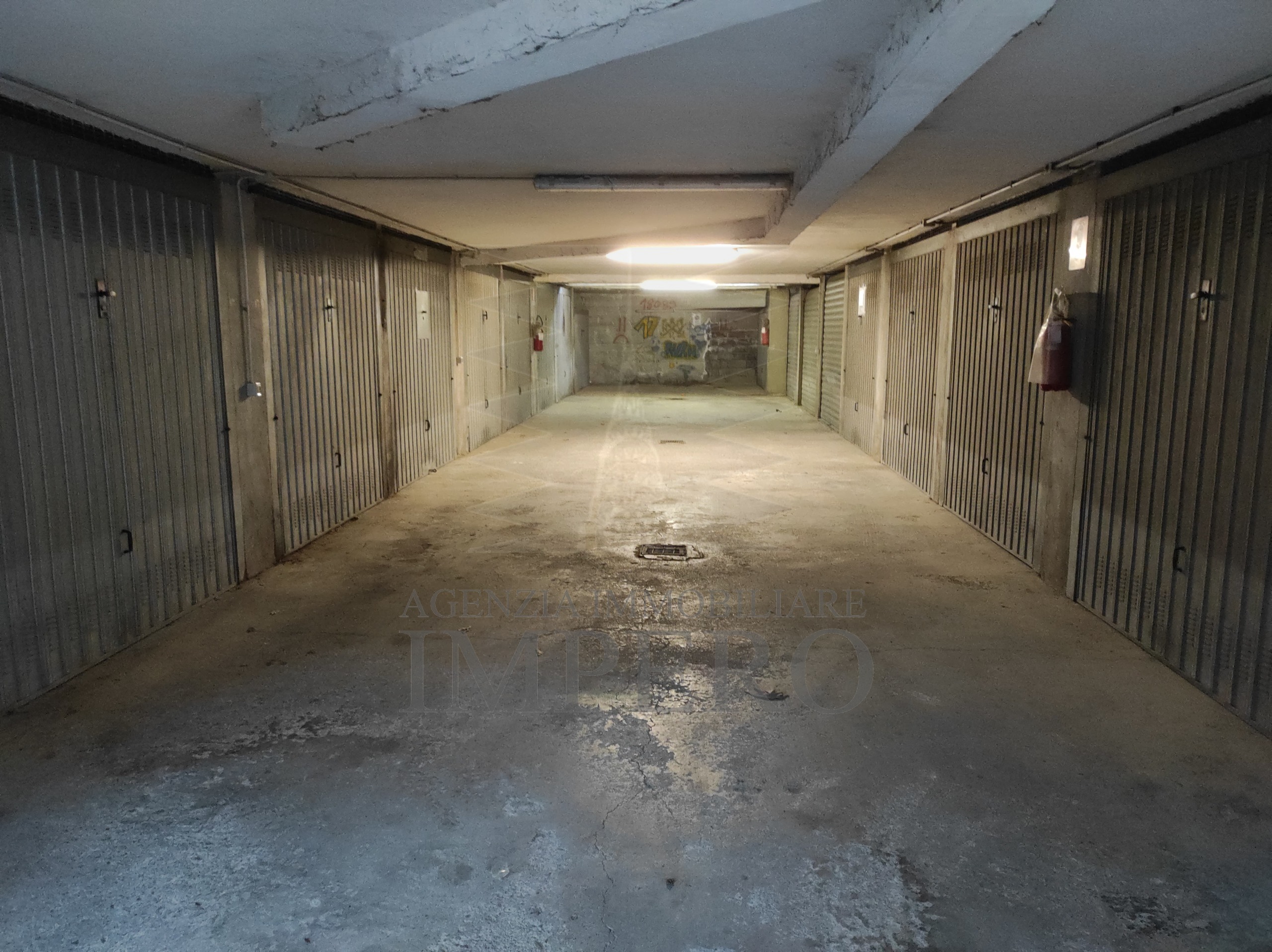 Posto auto coperto in vendita in corso limone piemonte 112, Ventimiglia