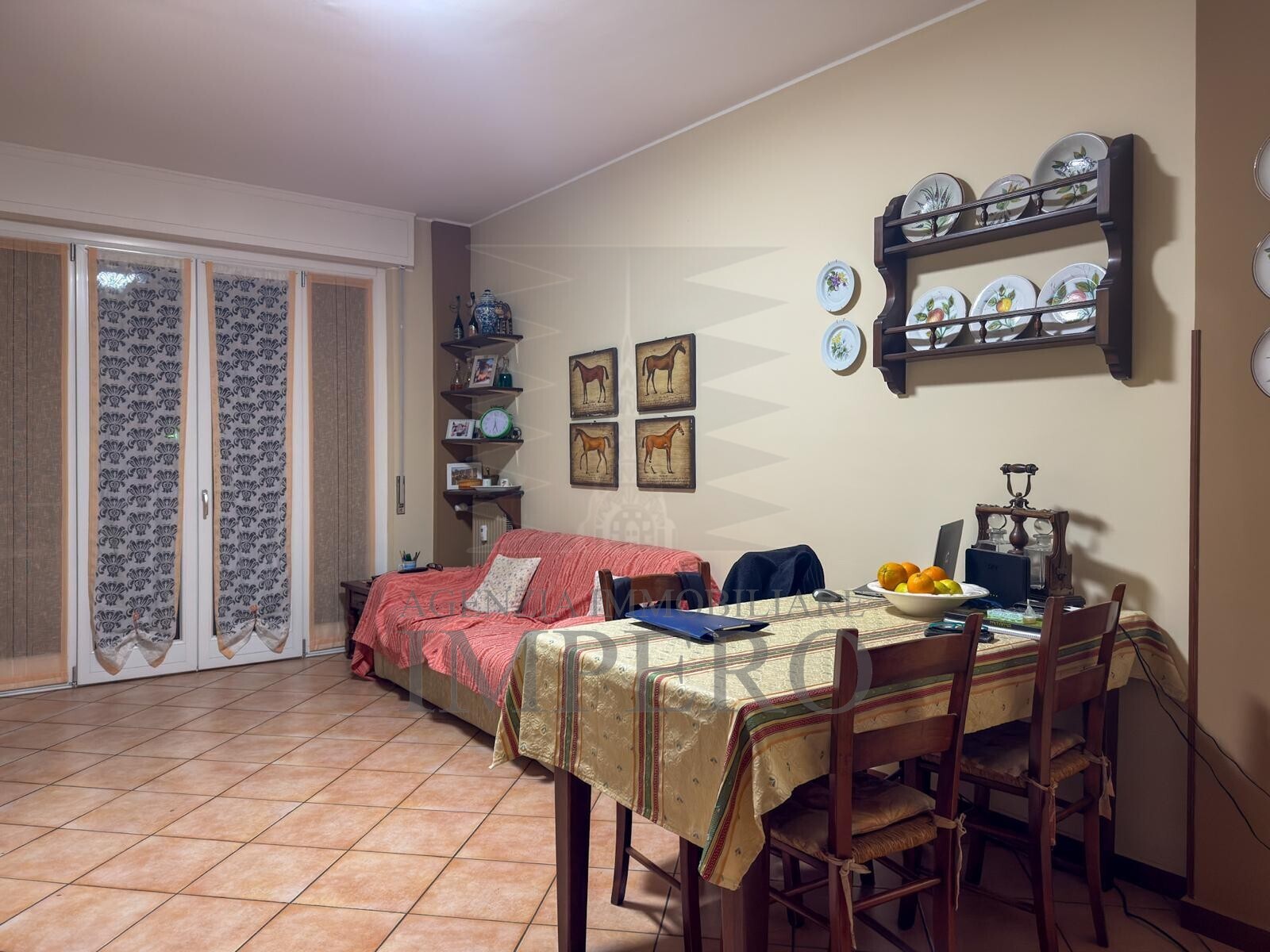 Quadrilocale con box in via degli amici 5, Bordighera