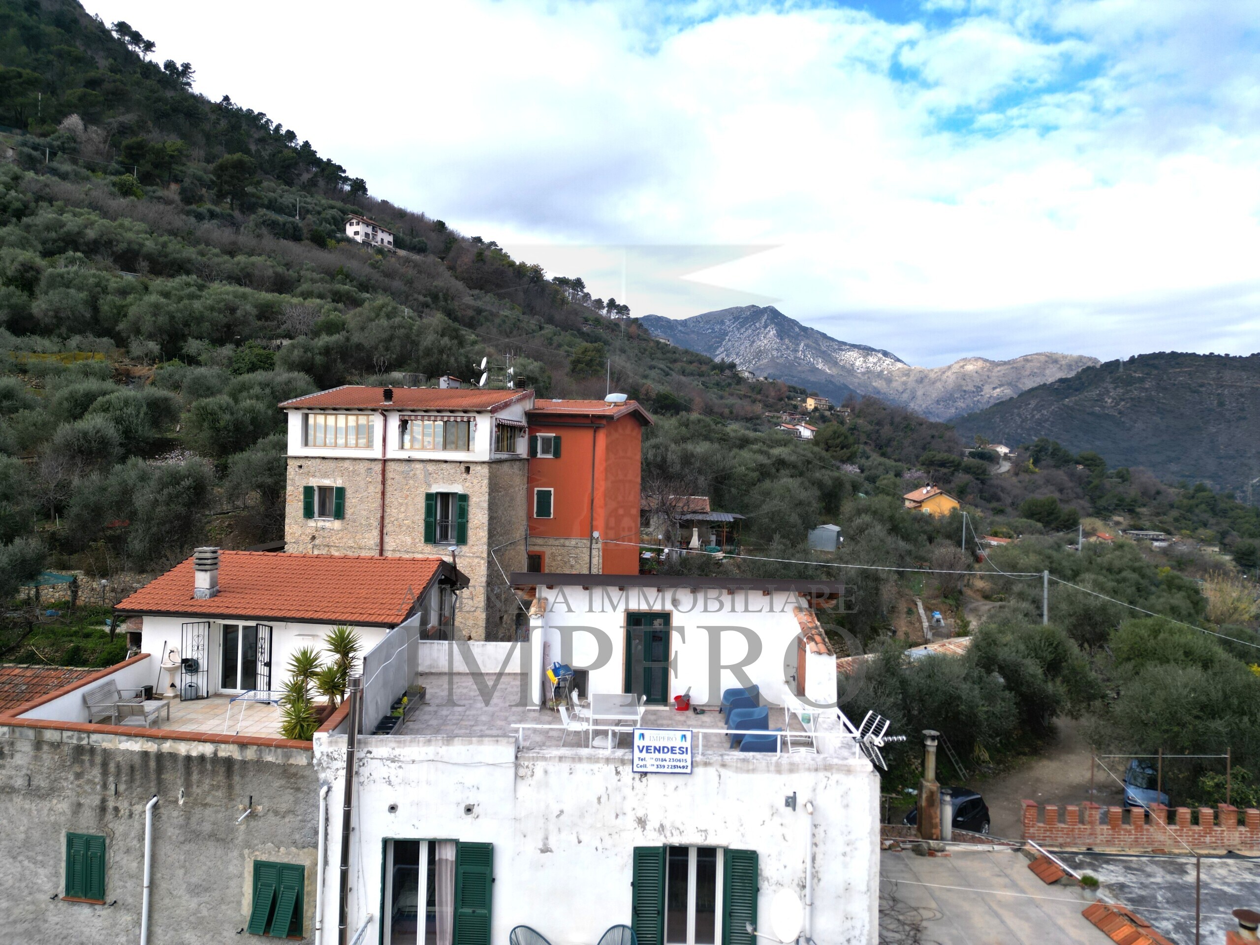 Casa indipendente con terrazzo in via ciappin 87a, Ventimiglia