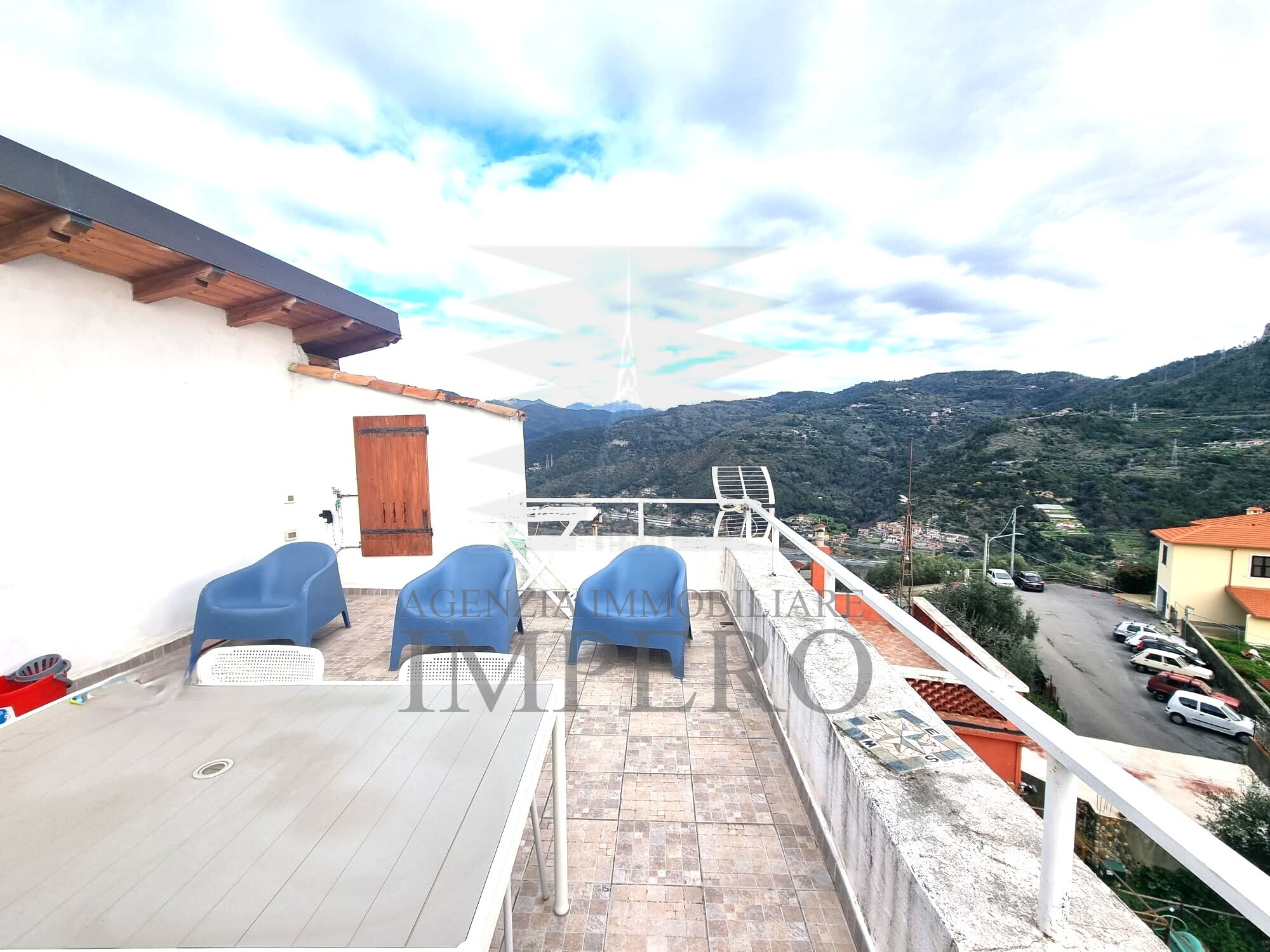Casa indipendente con terrazzo in via ciappin 87a, Ventimiglia