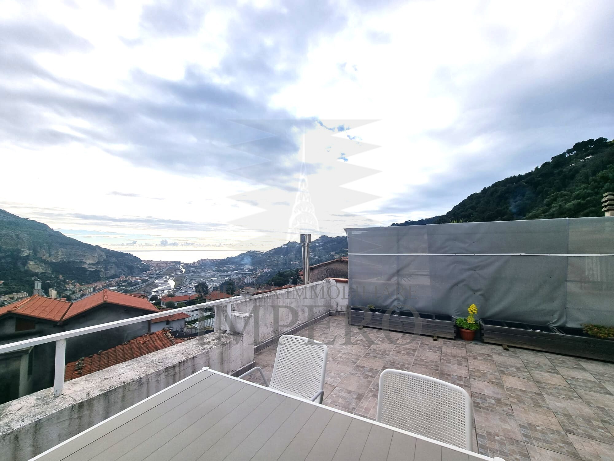 Casa indipendente con terrazzo in via ciappin 87a, Ventimiglia