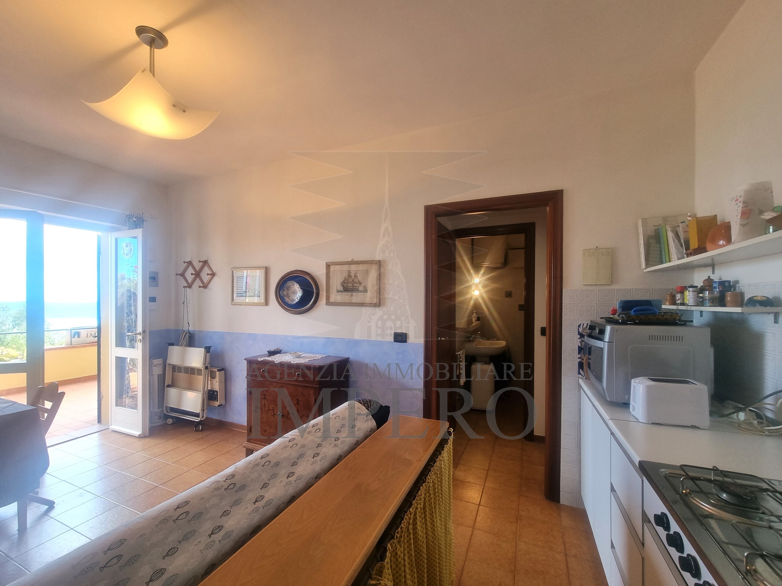 Bilocale vista mare in corso g. verdi 17, Ventimiglia