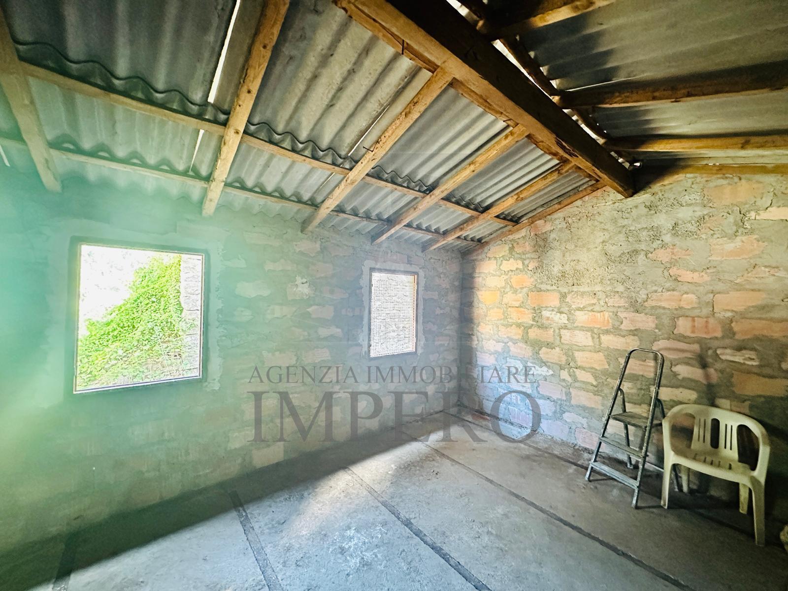 Casa indipendente da ristrutturare in via nuova 12bis, Isolabona