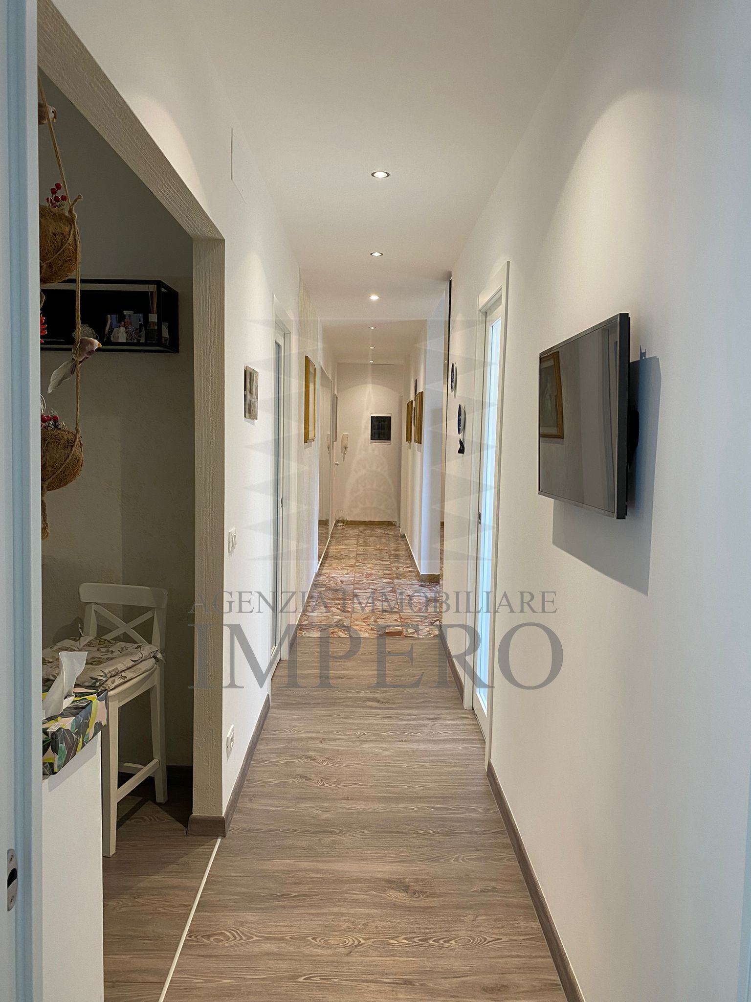 Trilocale con terrazzo in via milite ignoto 1, Ventimiglia