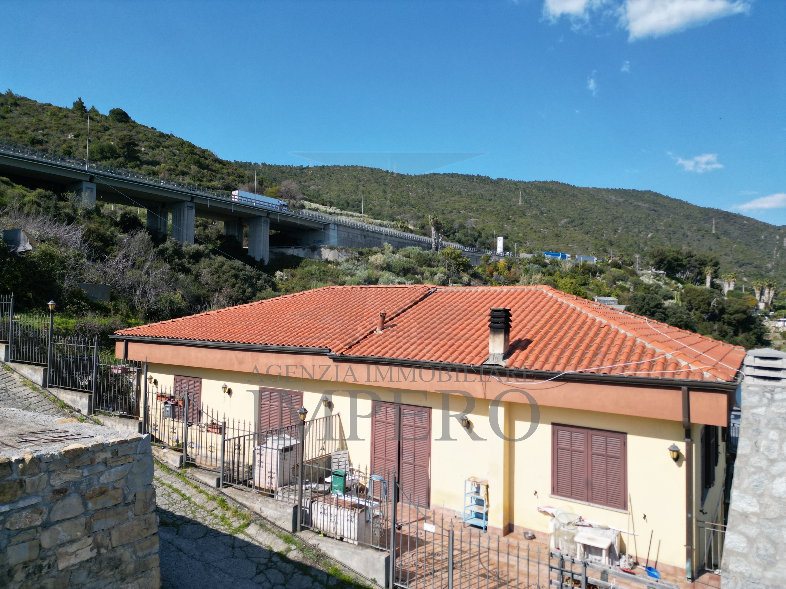 Villa vista mare in strada curtasse 14, Bordighera