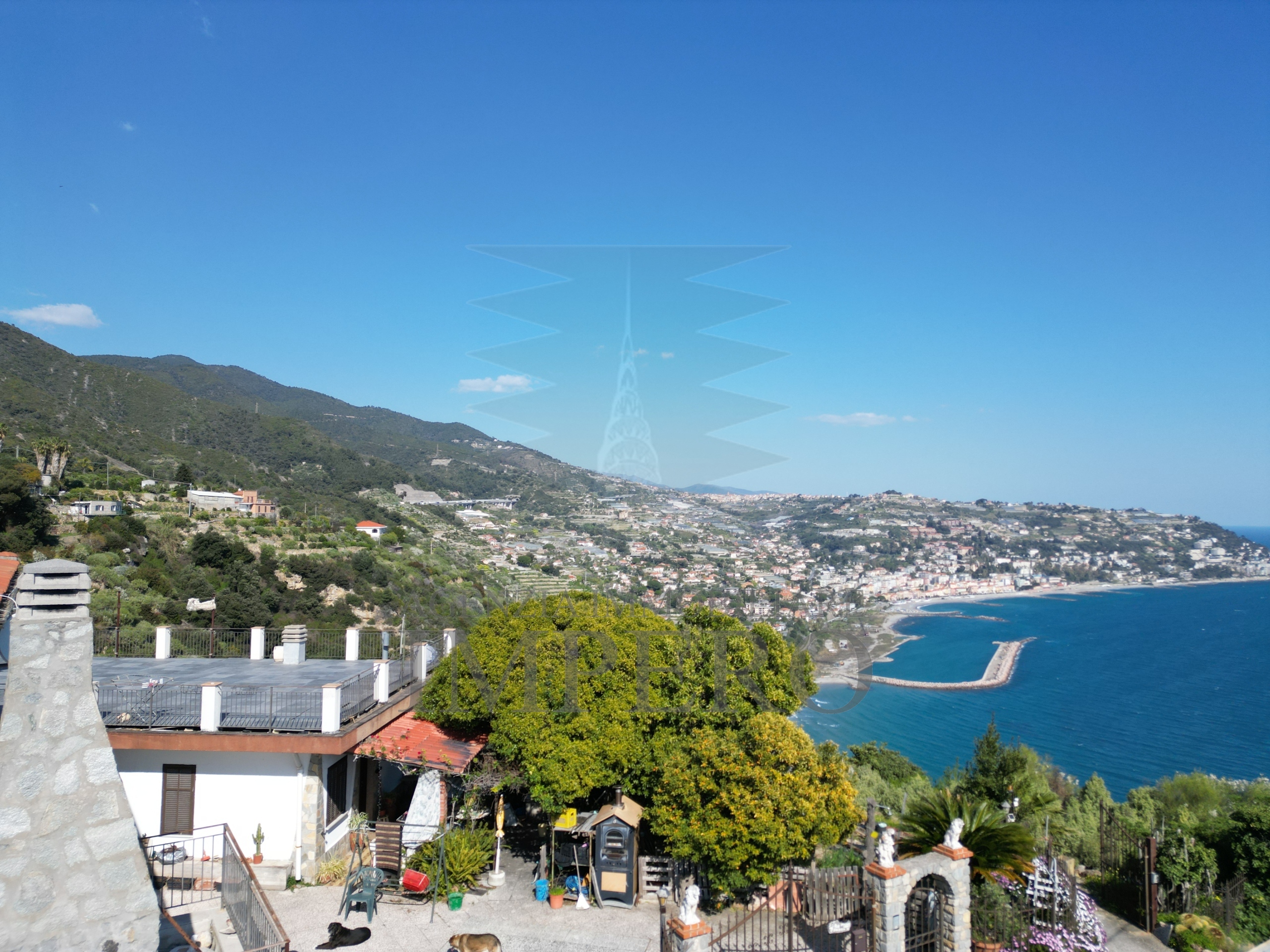 Villa vista mare in strada curtasse 14, Bordighera