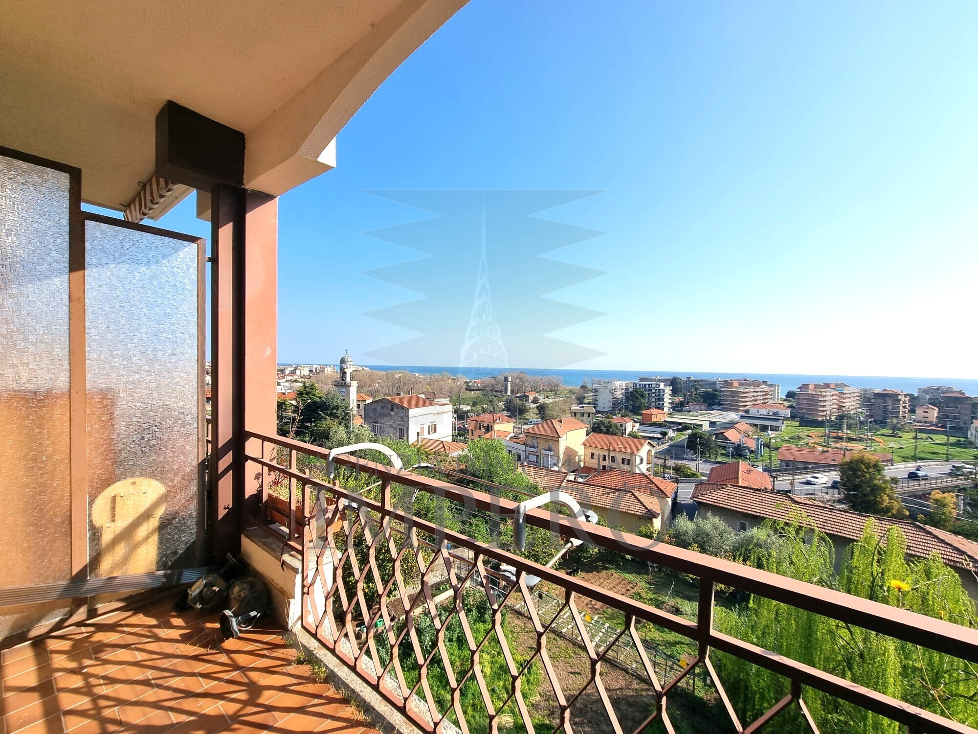 Bilocale con terrazzo in via collasgarba 17, Ventimiglia